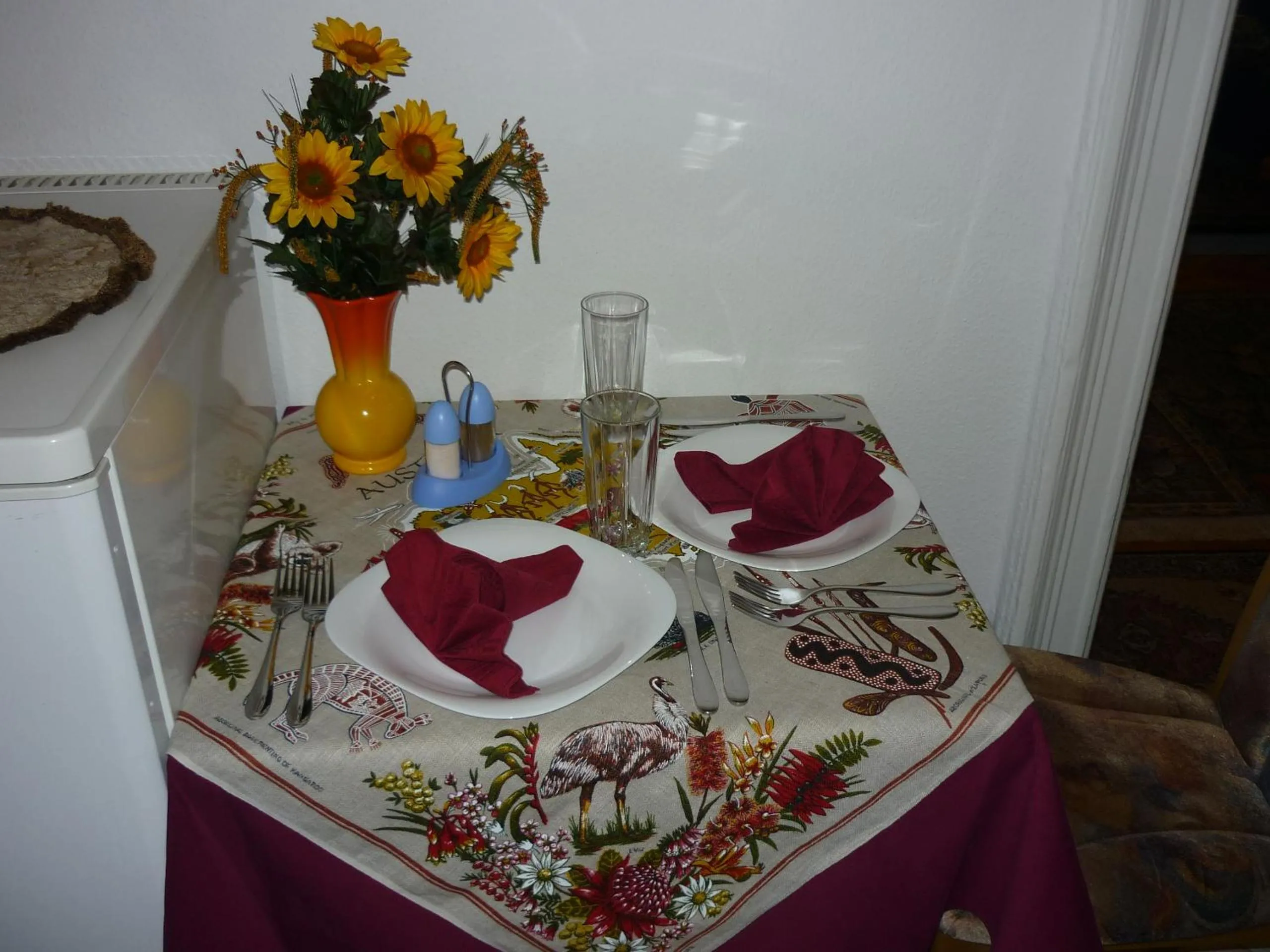 Dining area in Joe Apartman Budapest