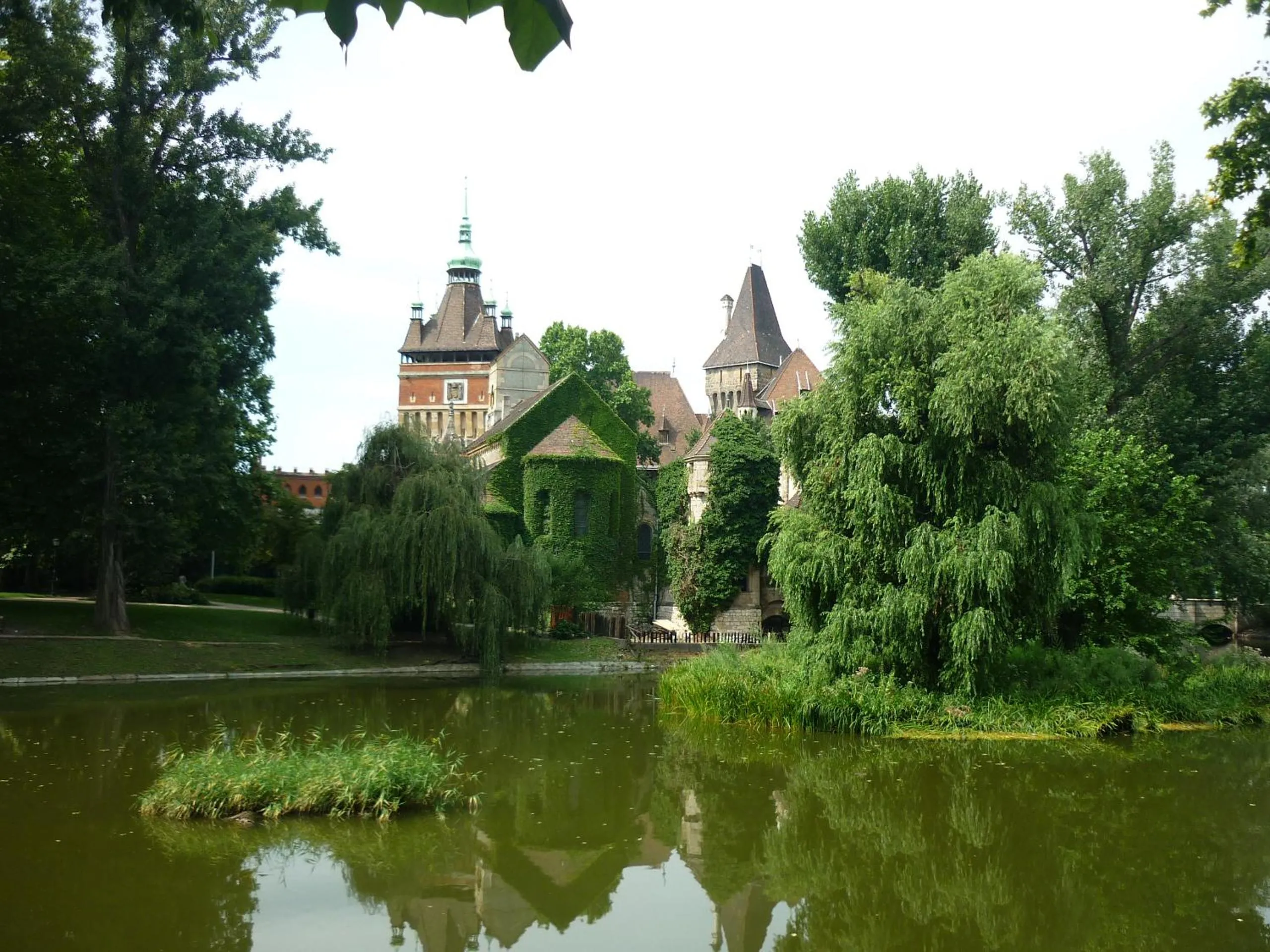 Nearby landmark in Joe Apartman Budapest