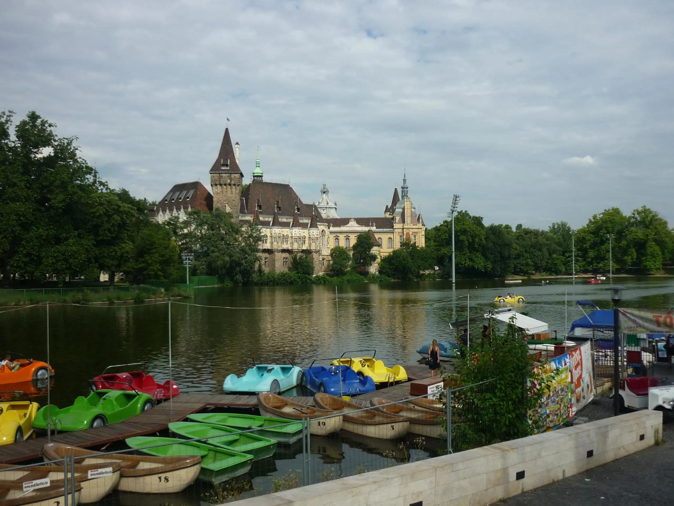 Nearby landmark in Joe Apartman Budapest