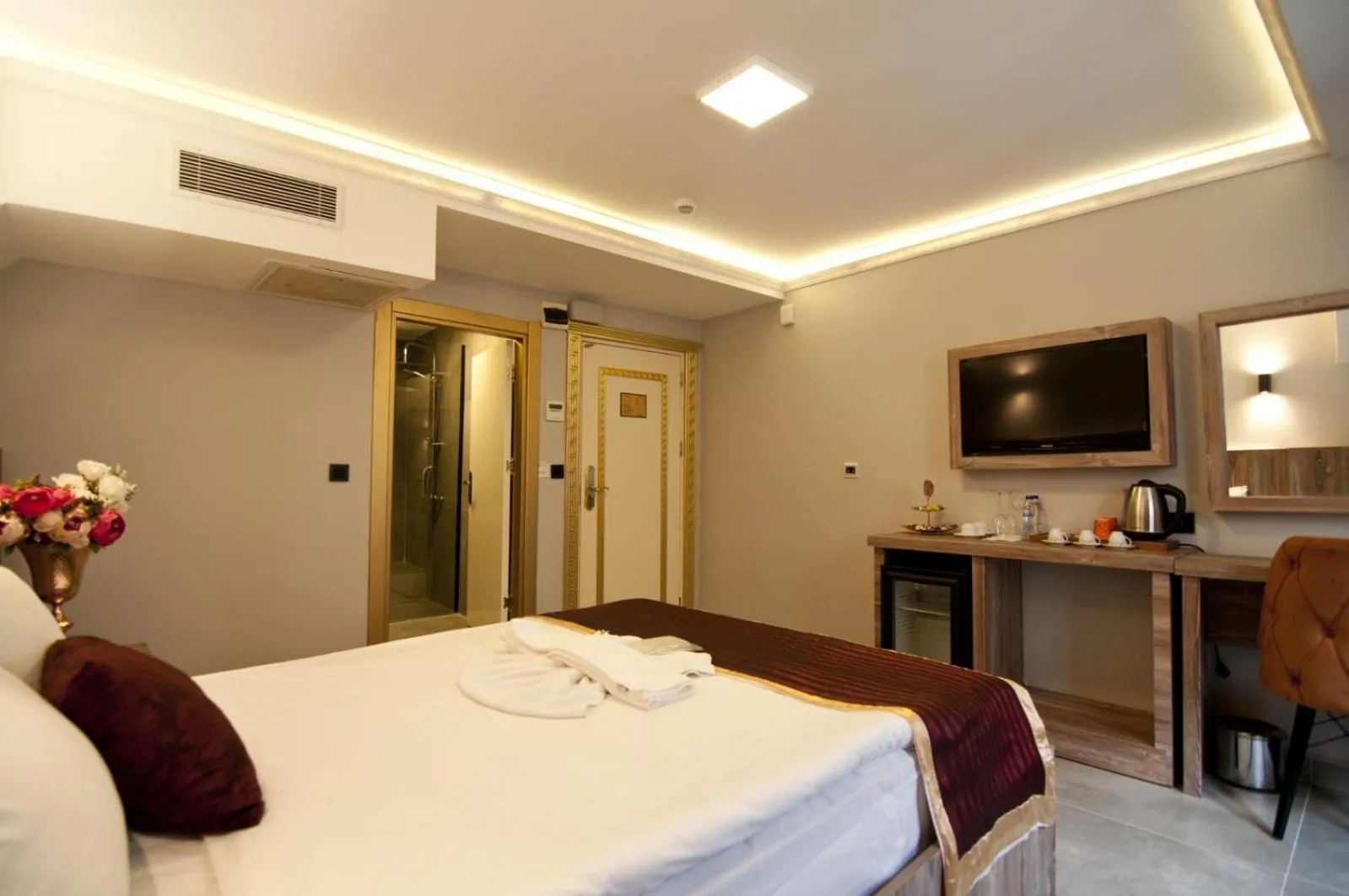 Bed in Vali Konak Hotel Nişantaşı