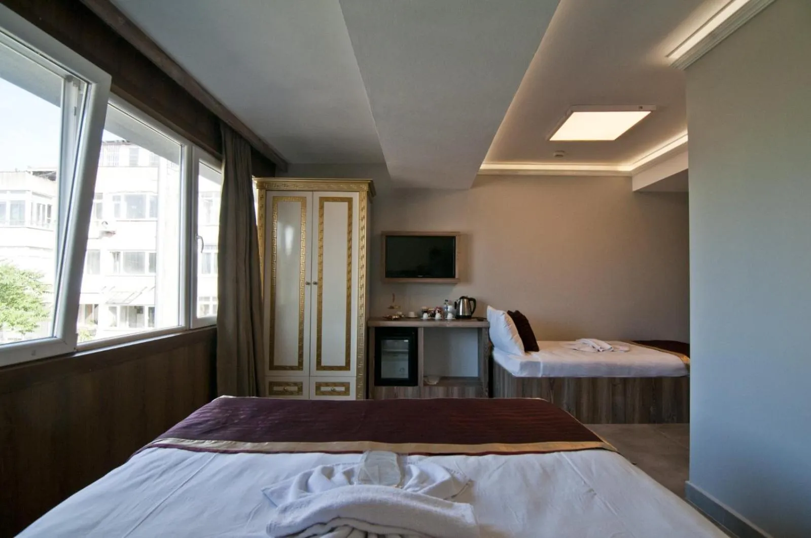 Photo of the whole room, Bed in Vali Konak Hotel Nişantaşı