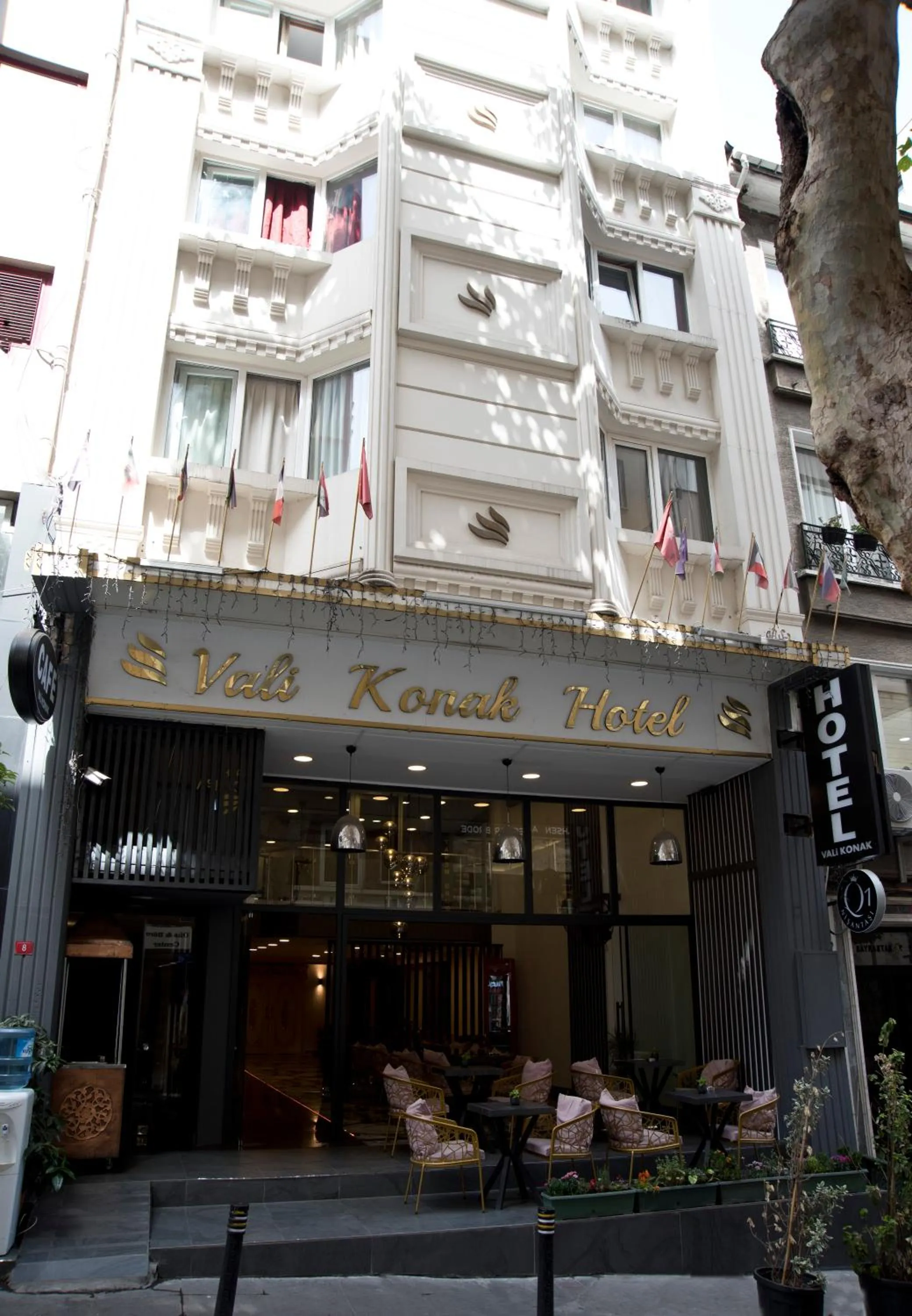 Property building in Vali Konak Hotel Nişantaşı