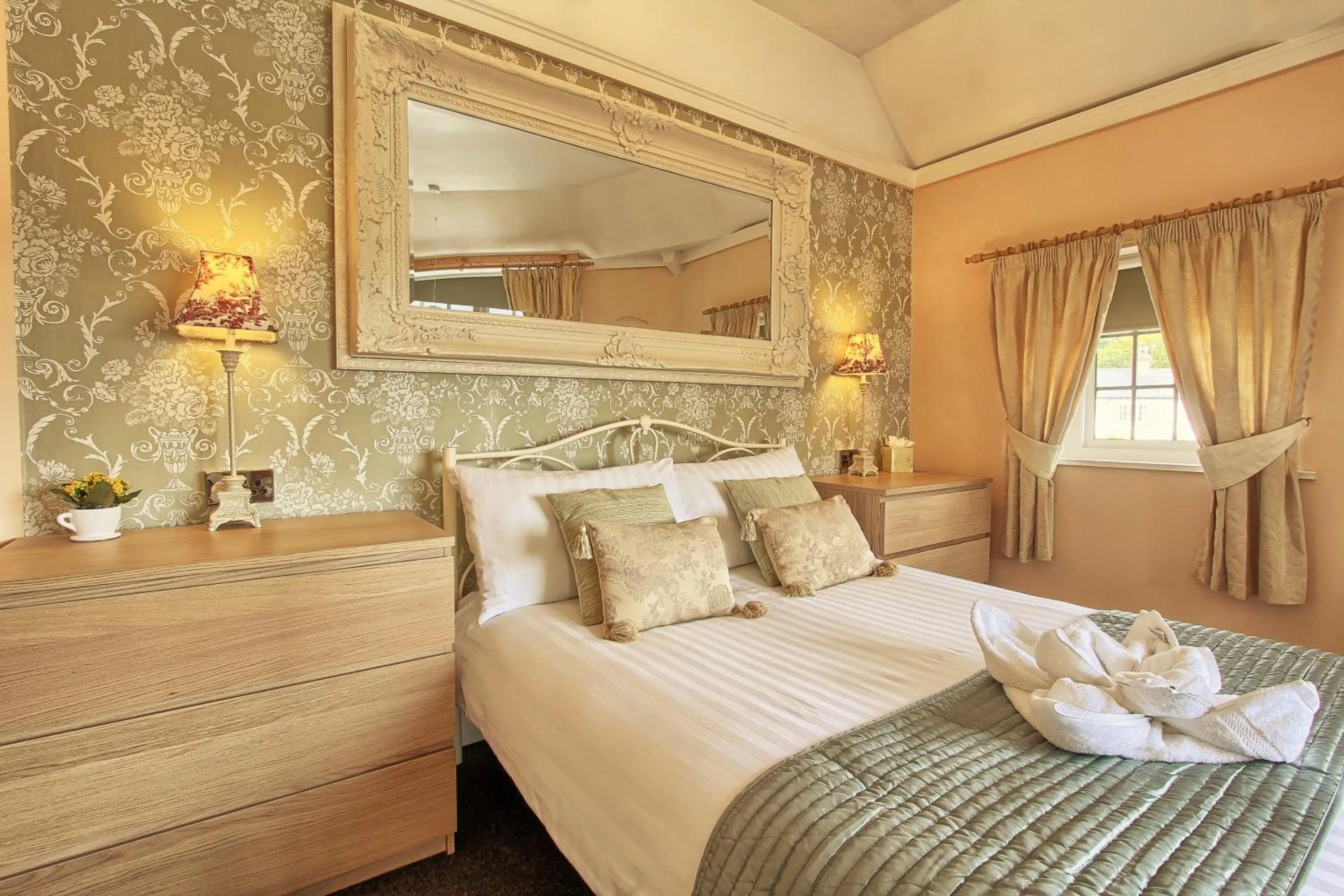 Bedroom in The Stockton Arms Hotel