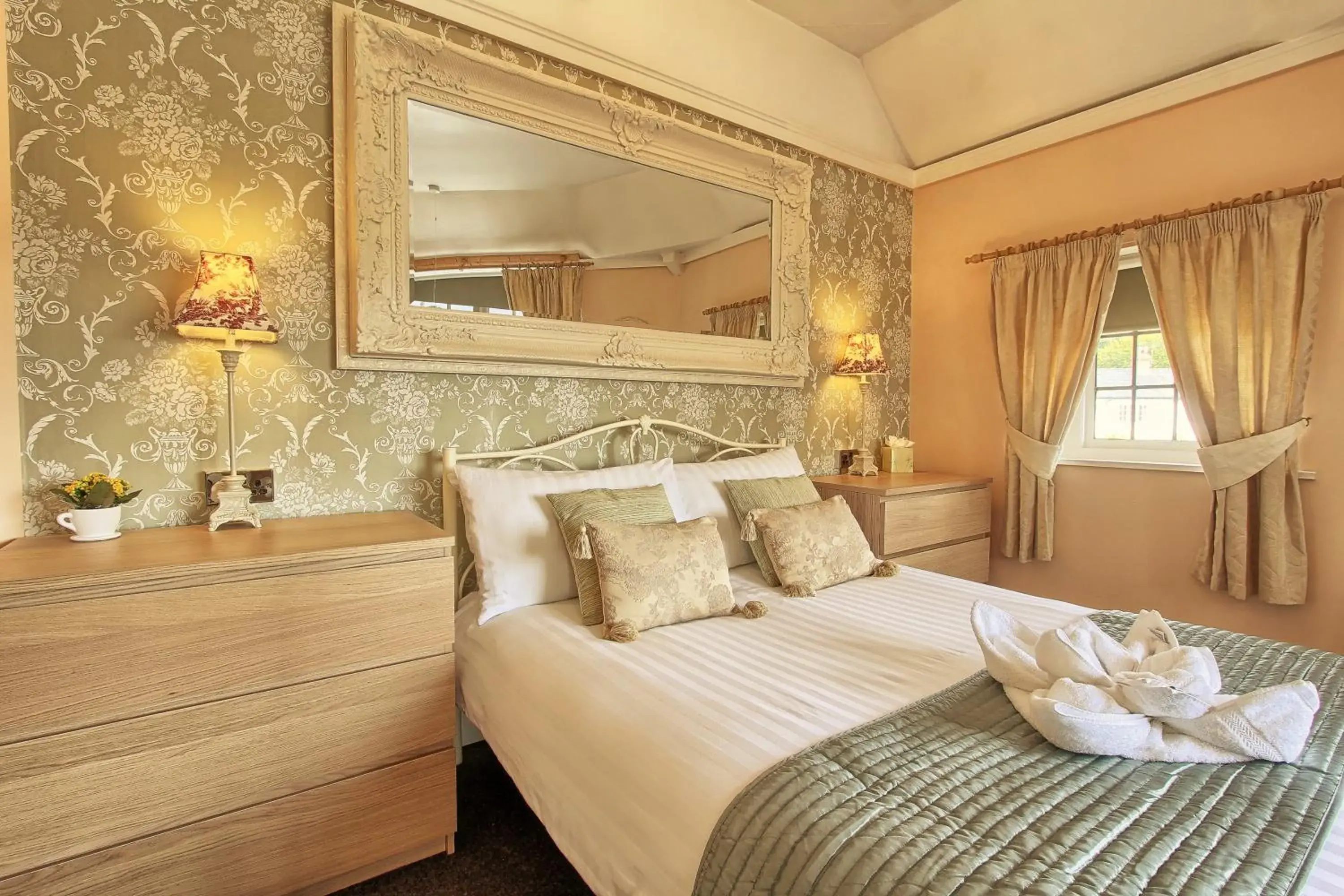 Superior Double Room - single occupancy in The Stockton Arms Hotel Superior Double Room - single occupancy in The Stockton Arms Hotel