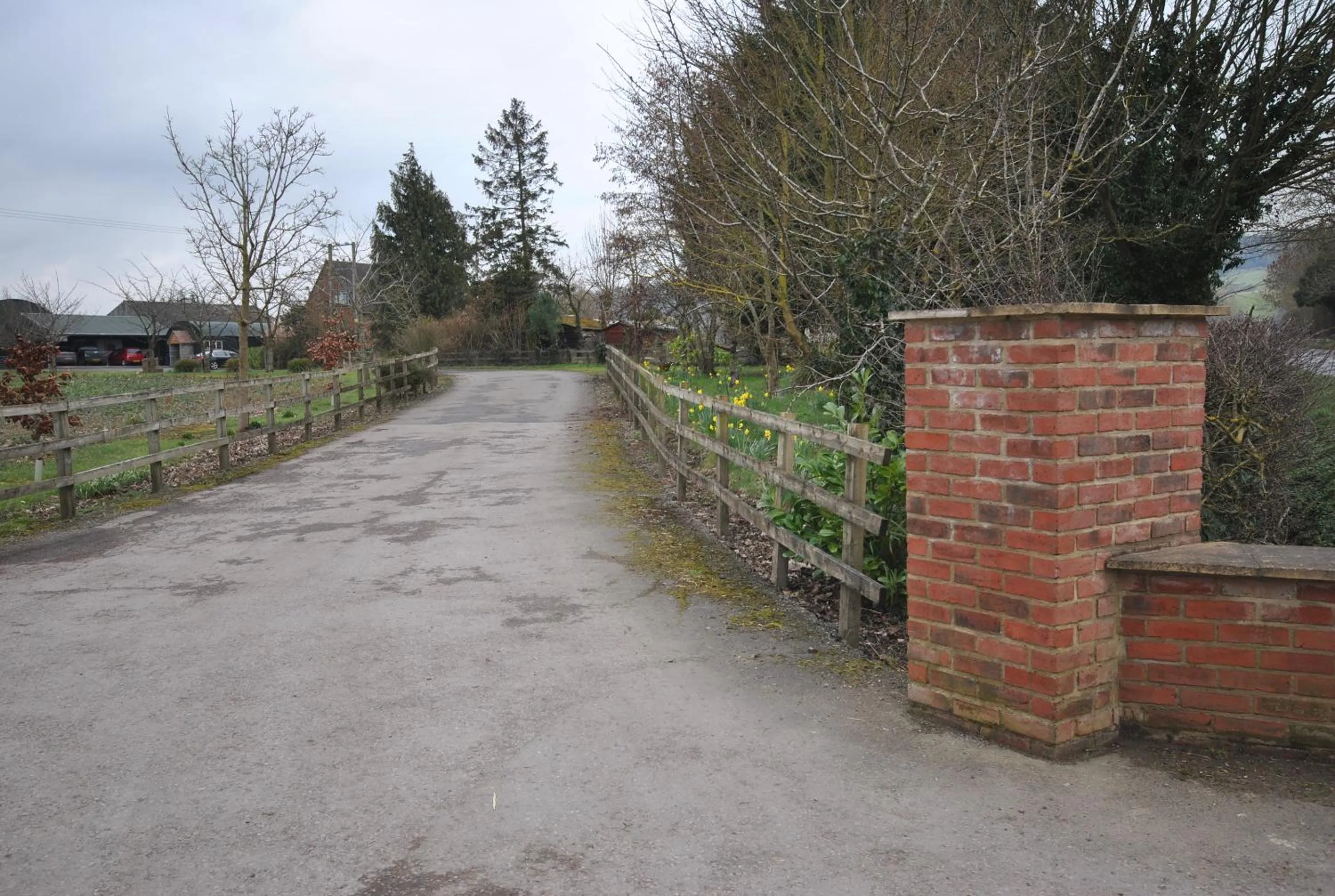Property building in Elms Farm