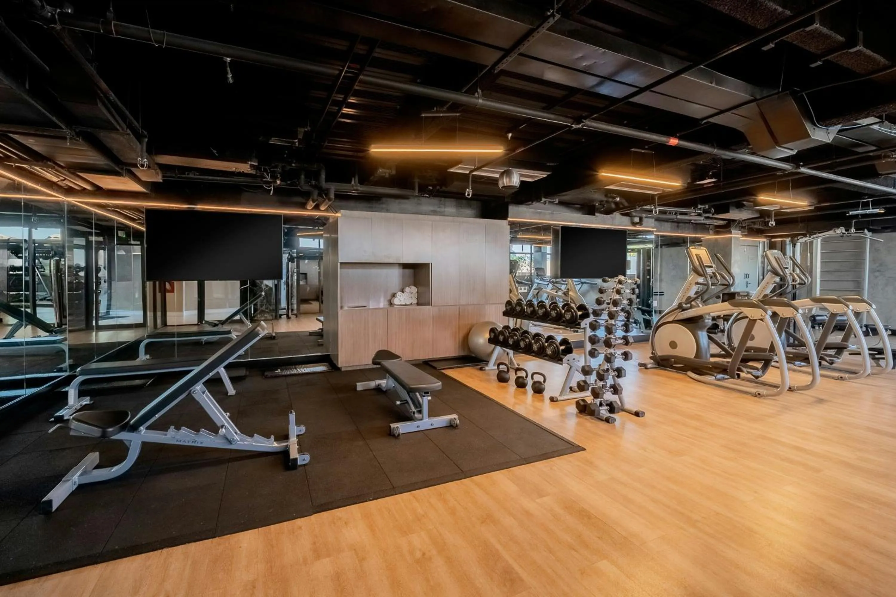Fitness centre/facilities in Courtyard by Marriott Rio de Janeiro Barra da Tijuca