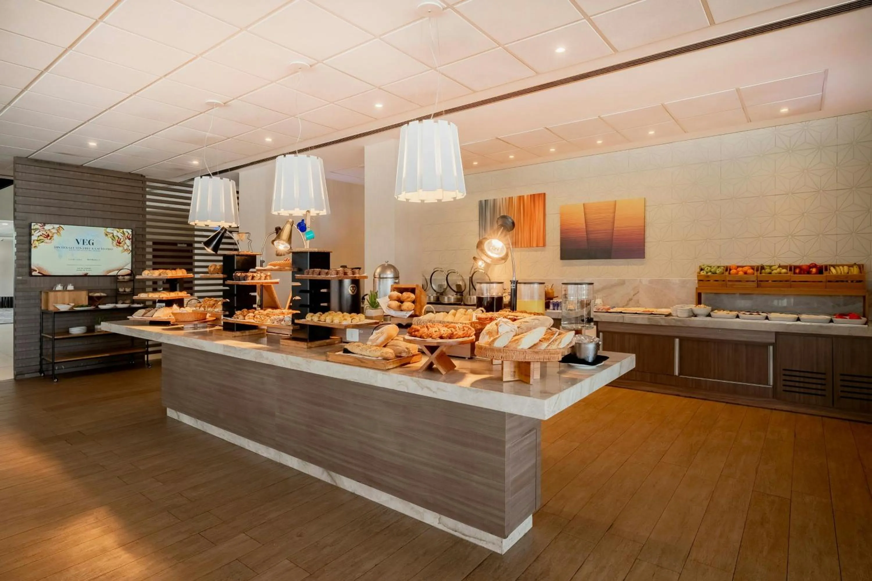 Breakfast in Courtyard by Marriott Rio de Janeiro Barra da Tijuca