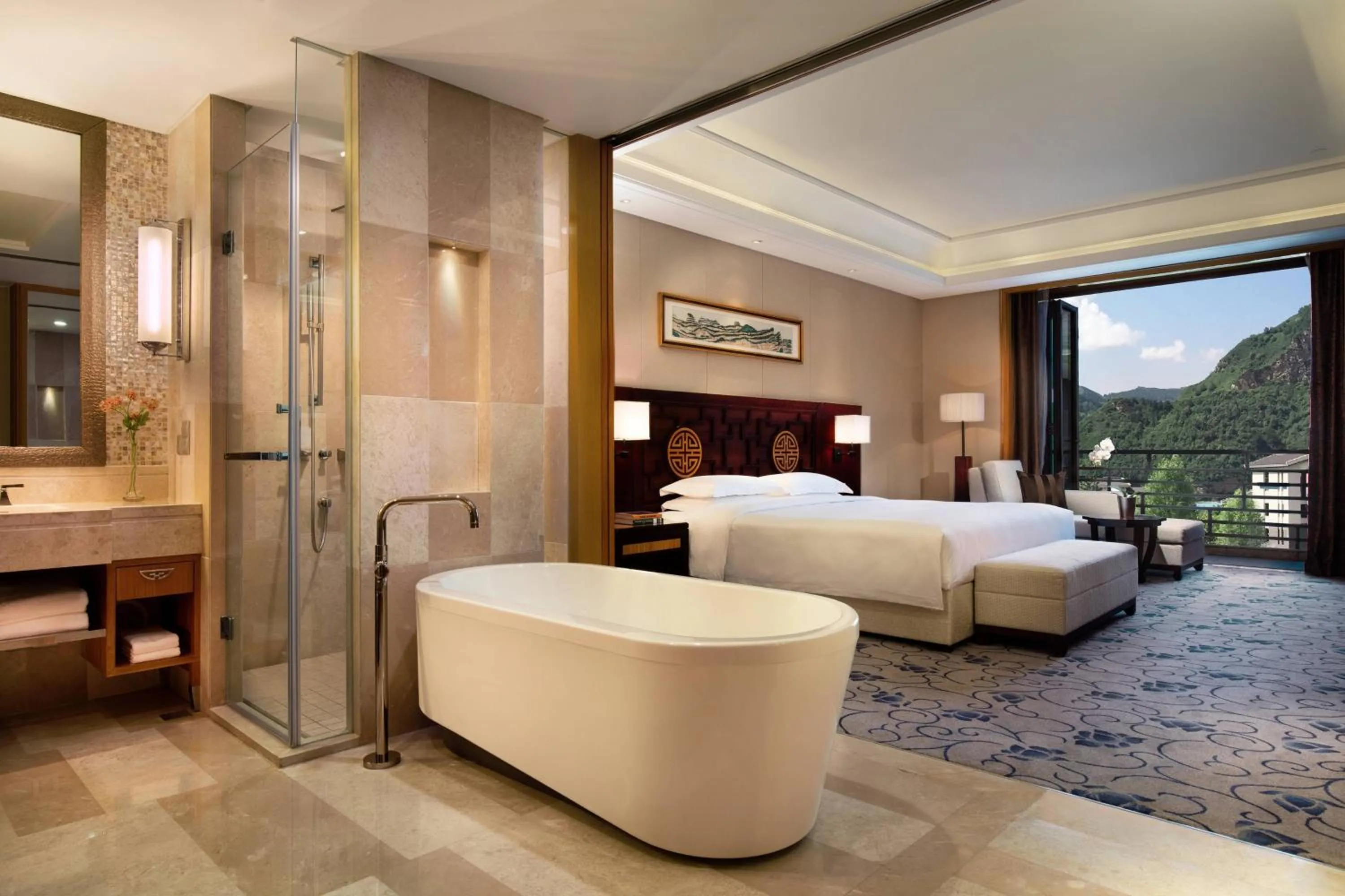 Photo of the whole room, Bed in Wutai Mountain Marriott Hotel