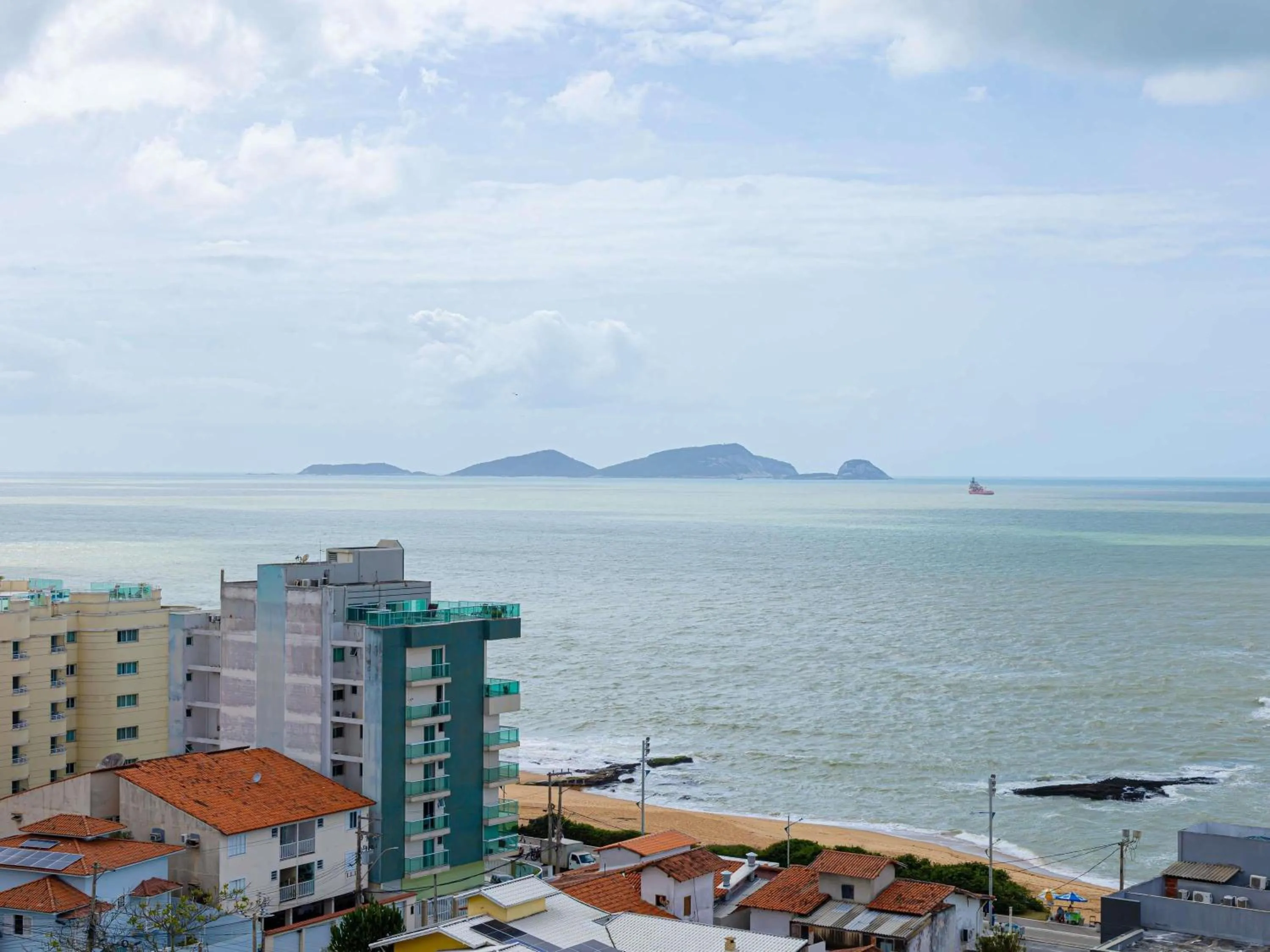 Bedroom in ibis Macae