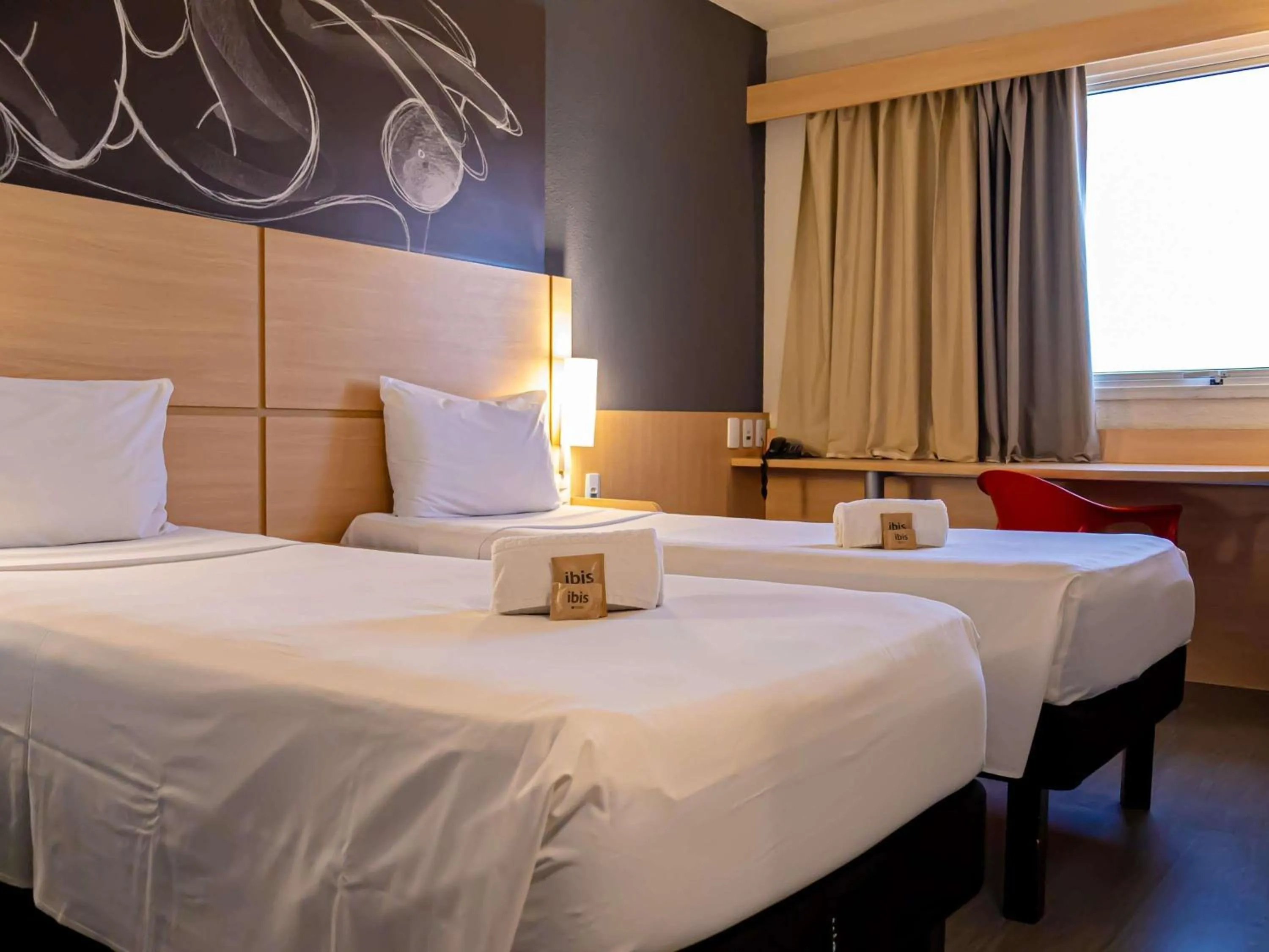 Bedroom, Bed in ibis Macae