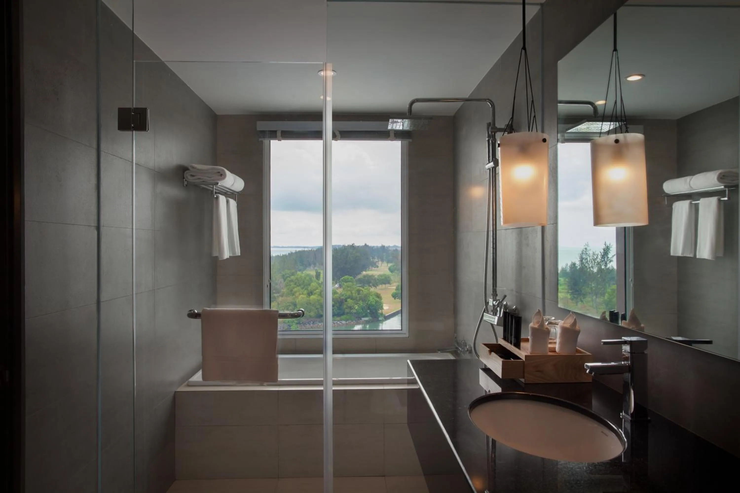 Bathroom in Pullman Miri Waterfront