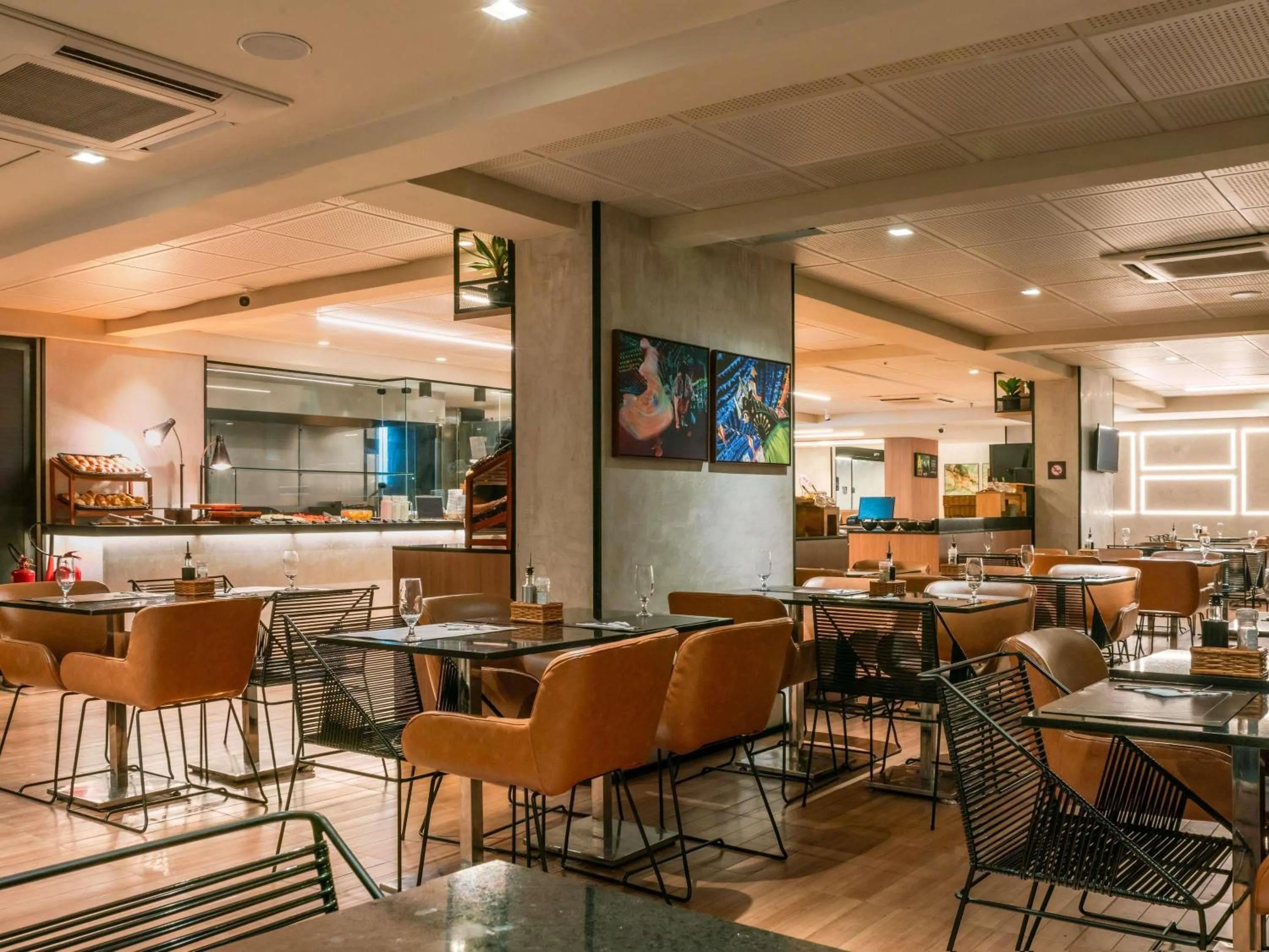 Restaurant/places to eat in ibis Sao Luis