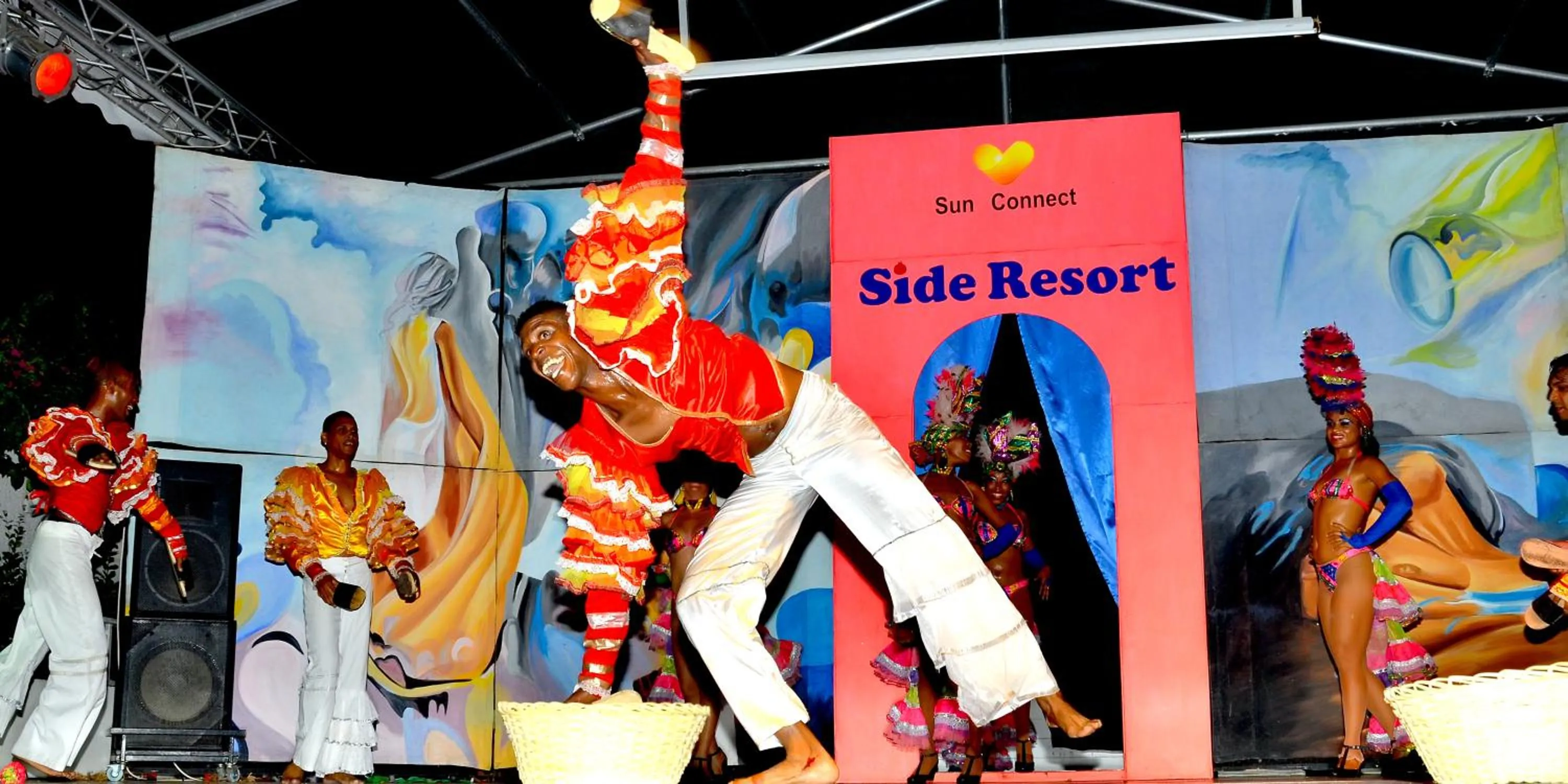 Evening entertainment in Calimera Side Resort