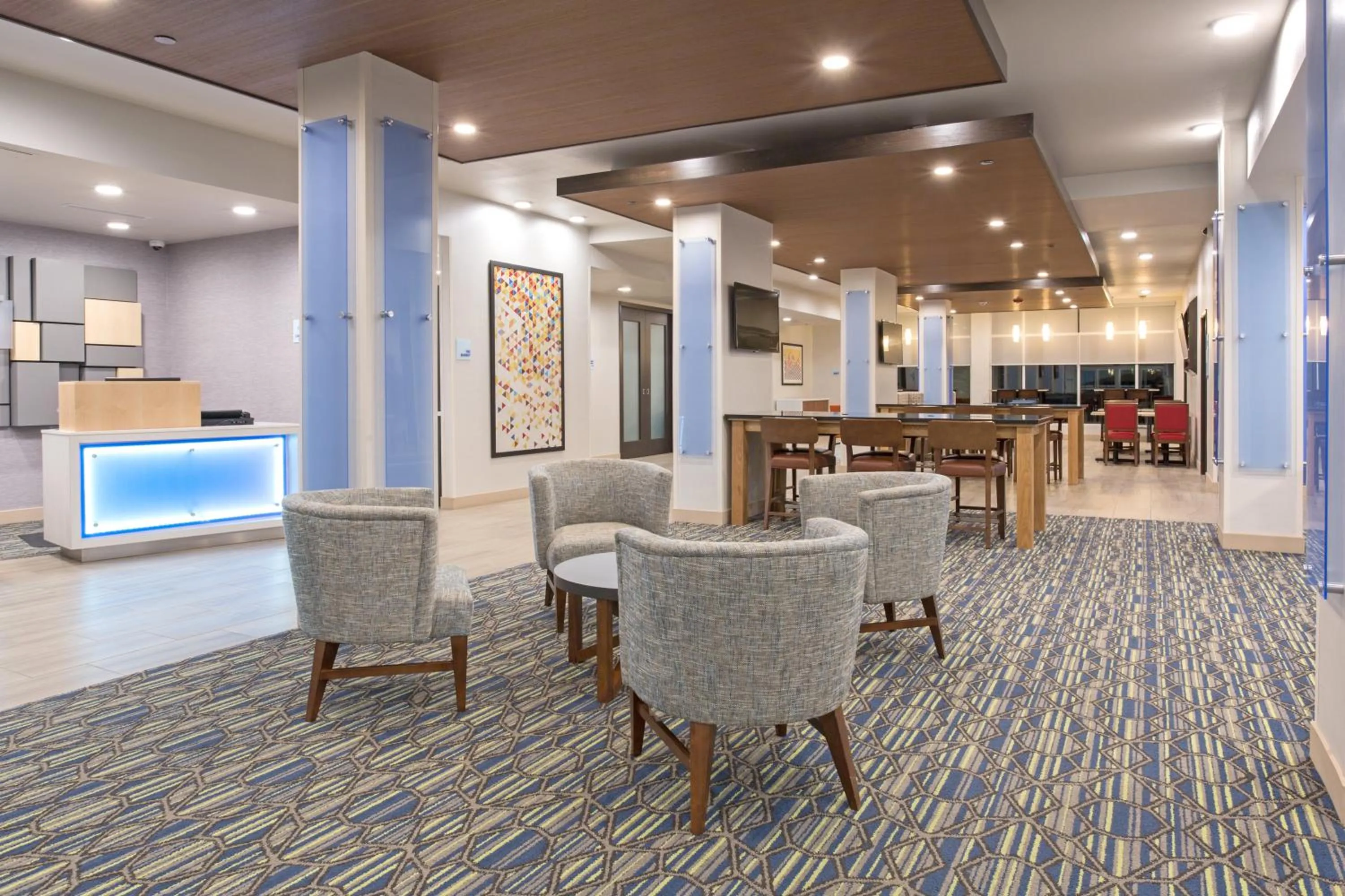 Property building in Holiday Inn Express & Suites Lincoln I - 80 by IHG