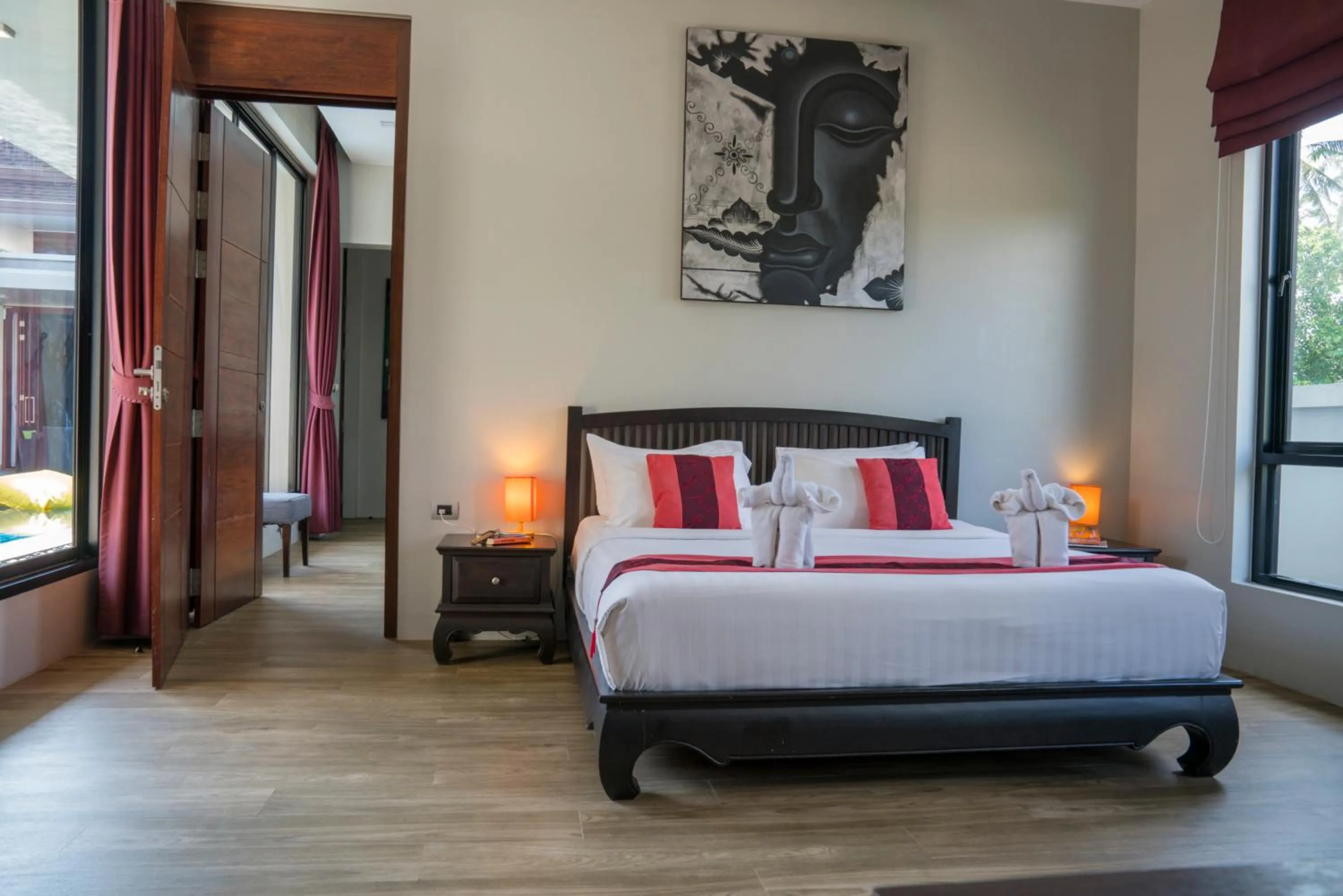 Bed in Narintara Private Pool Villas - Free Tuk-Tuk Service to the Beach!