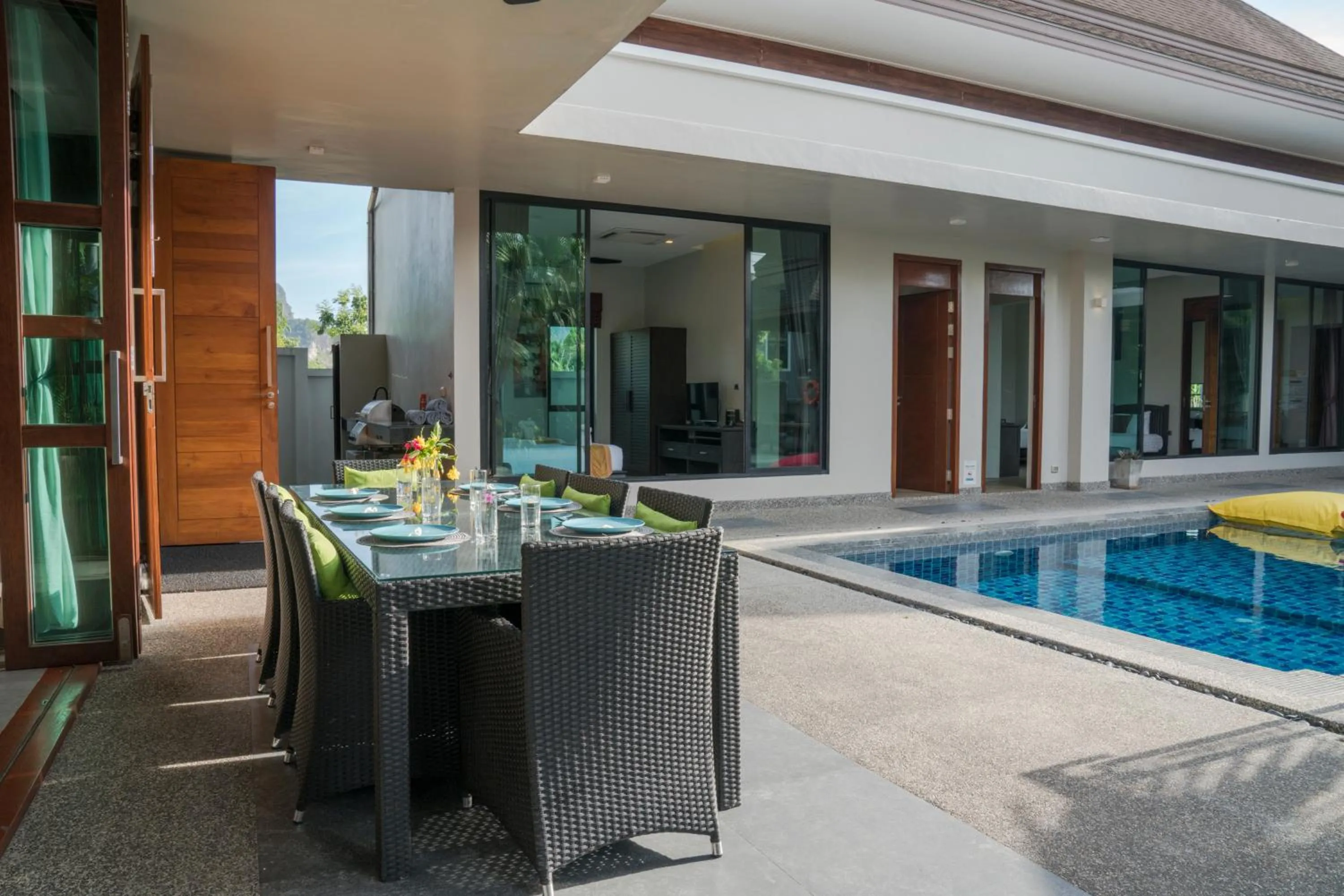 Patio in Narintara Private Pool Villas - Free Tuk-Tuk Service to the Beach!