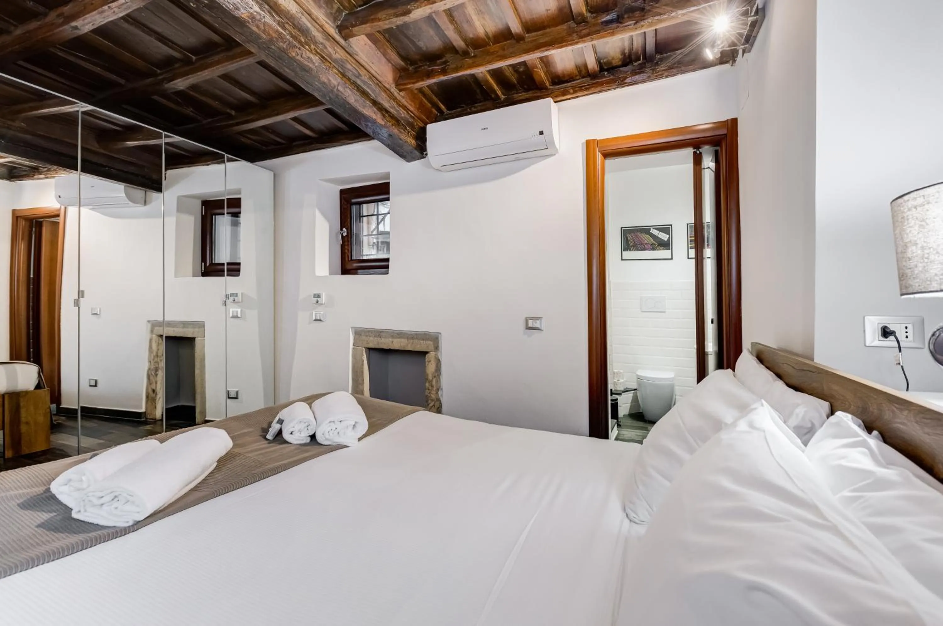 Bed in Chiavari Apartment