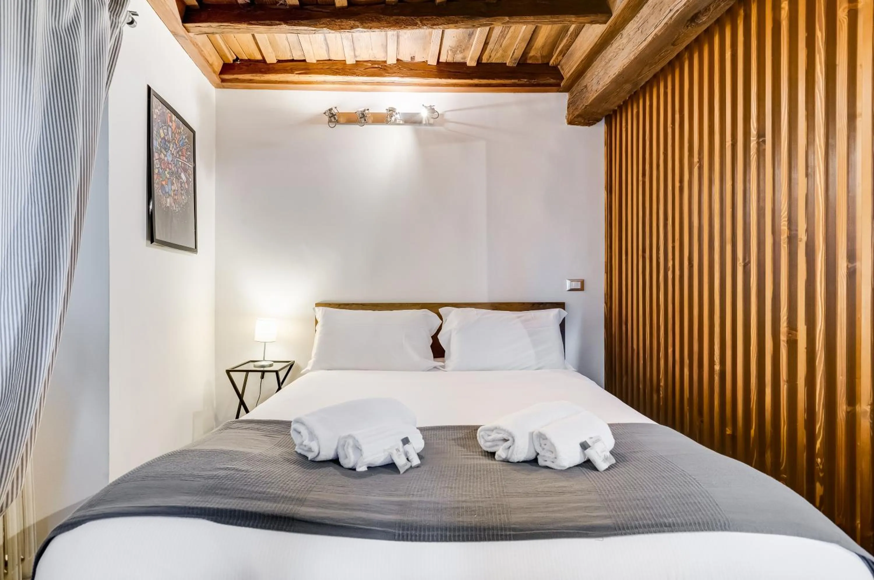 Bed in Chiavari Apartment