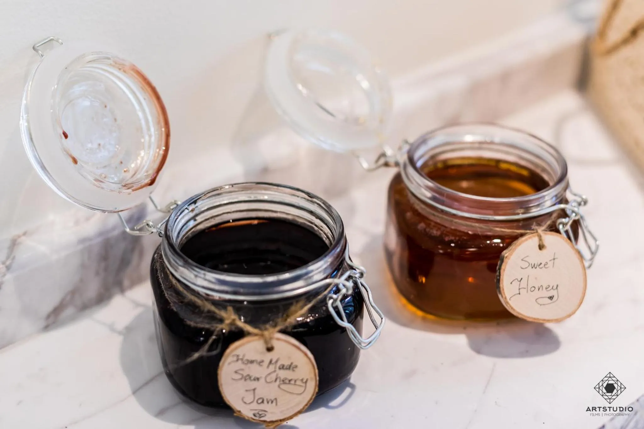 Breakfast in Lemon Tree House