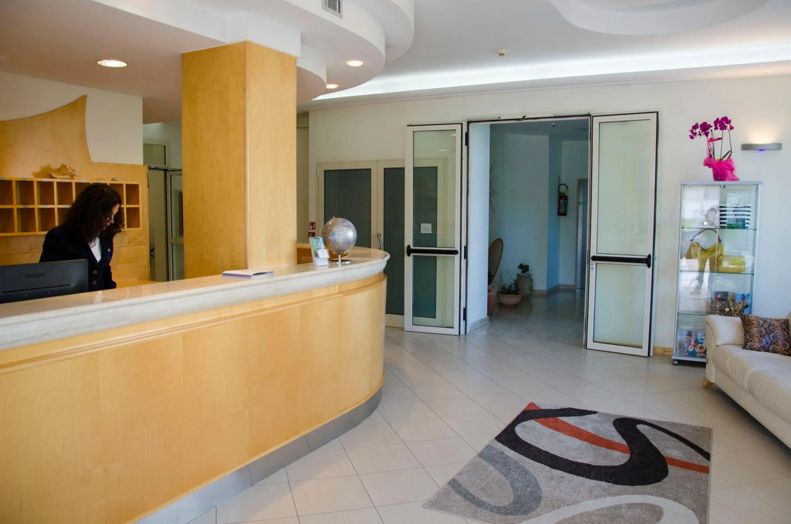 Lobby or reception in Almaluna Hotel & Resort