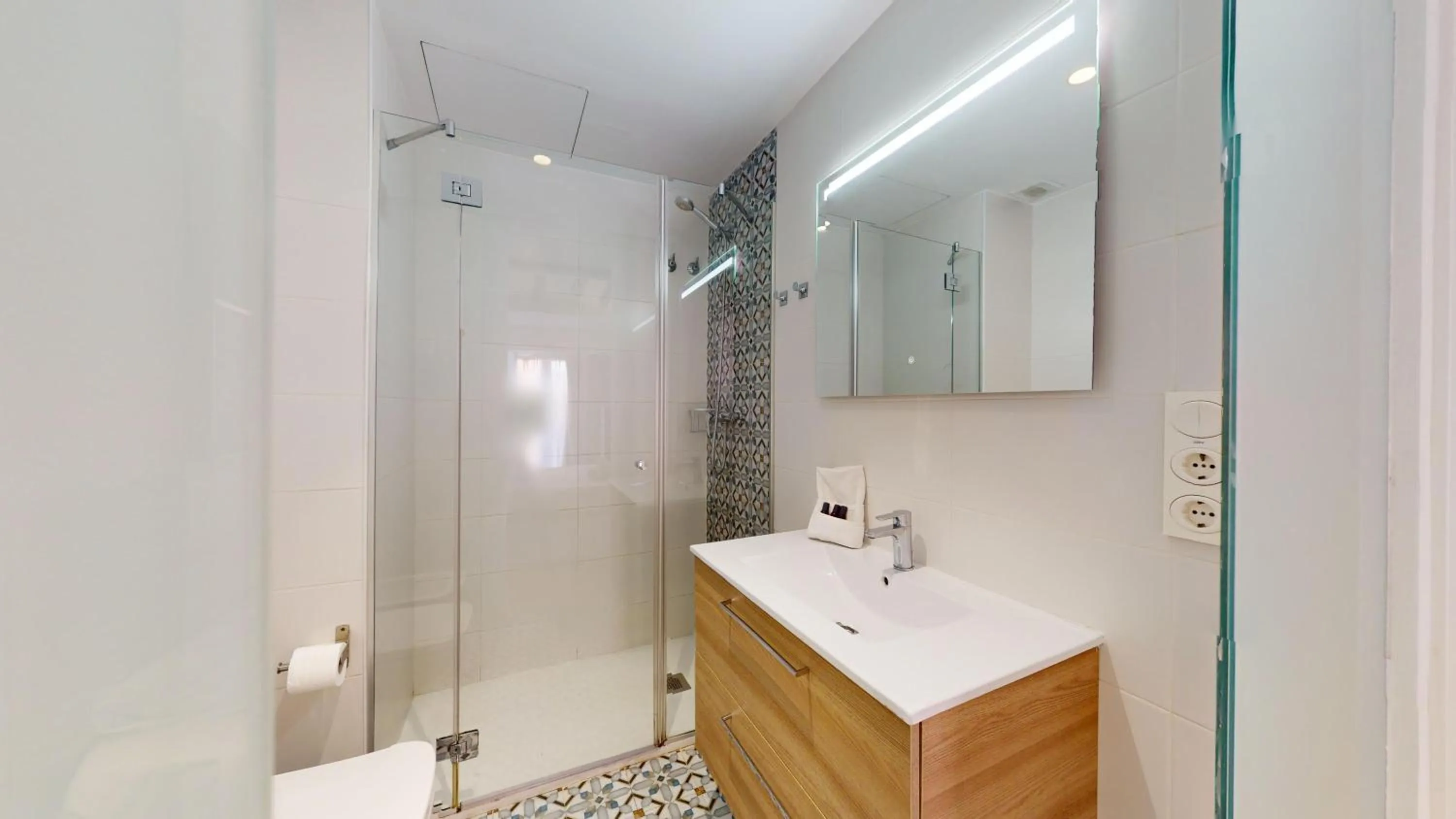 Bathroom in MyFlats Luxury City Center