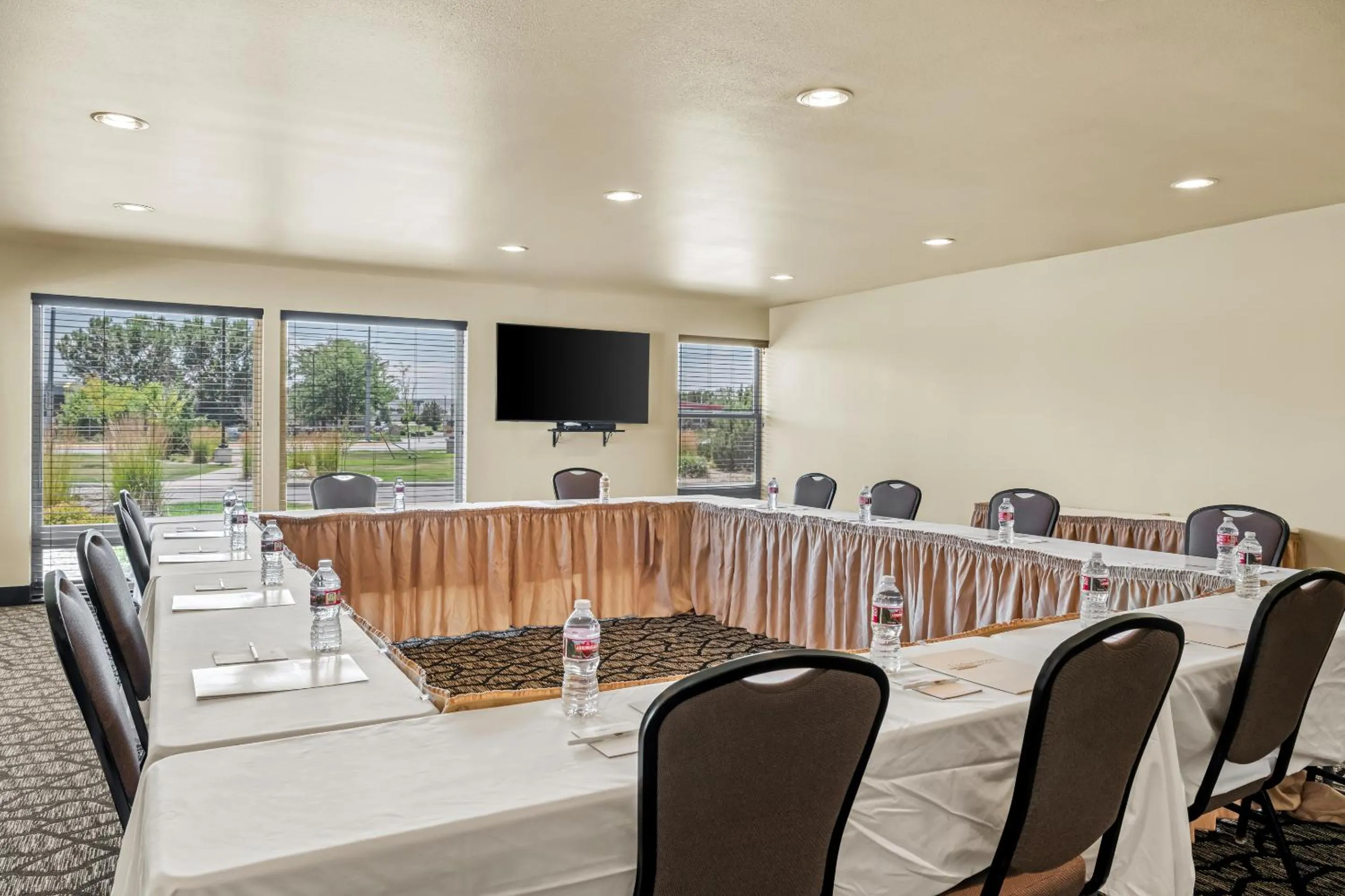 Meeting/conference room in Ledgestone Suites Hotel Elko