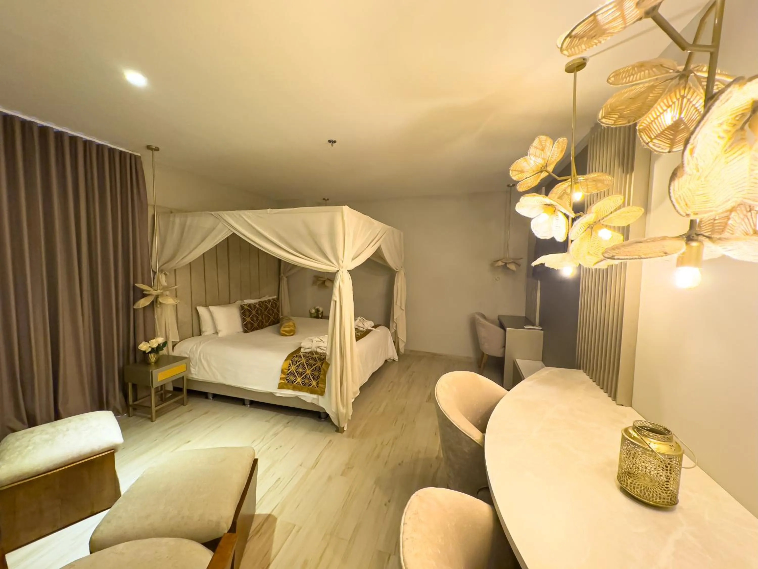 Bed in Hotel Catedral Plaza