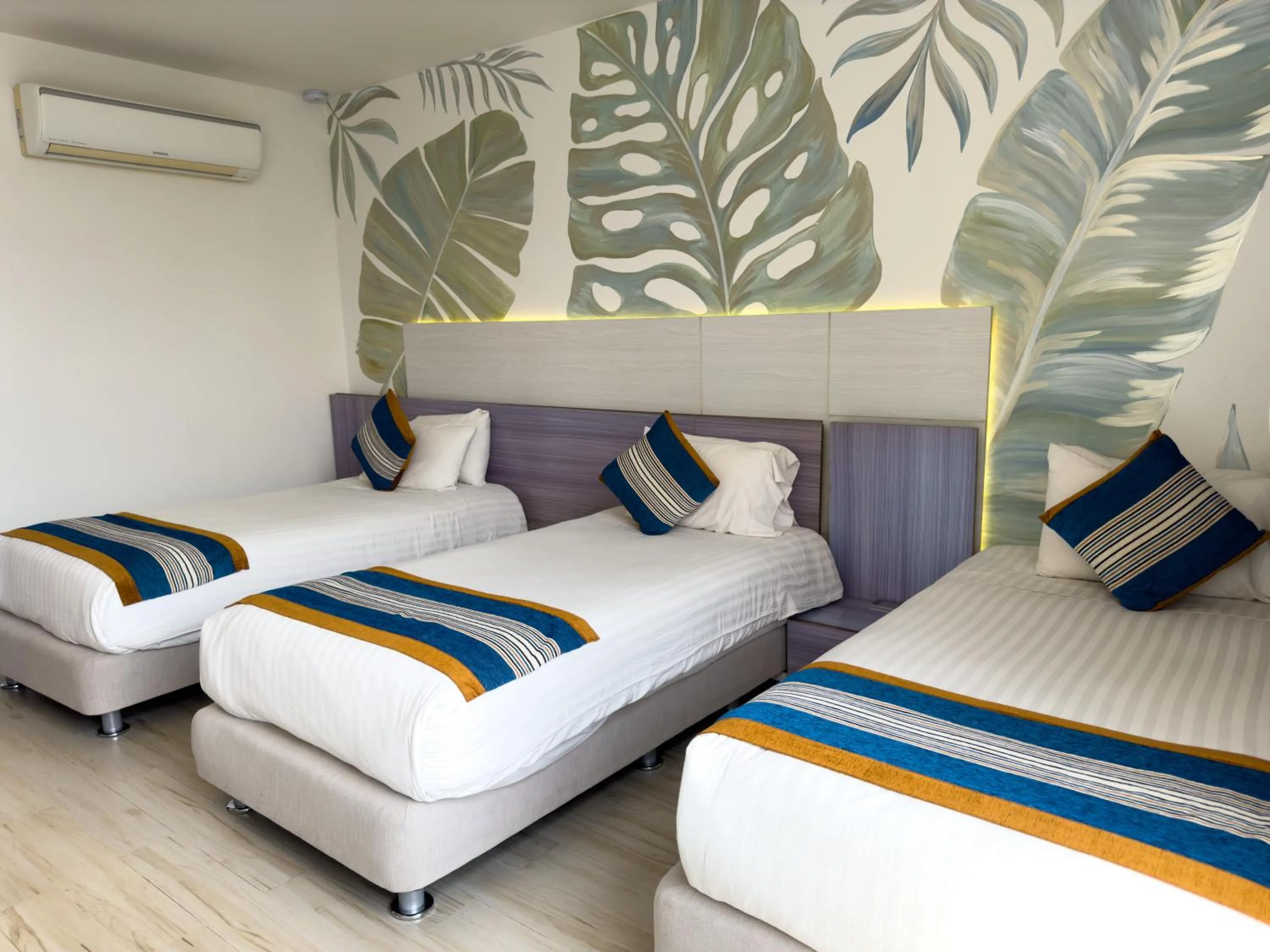 Bed in Hotel Catedral Plaza