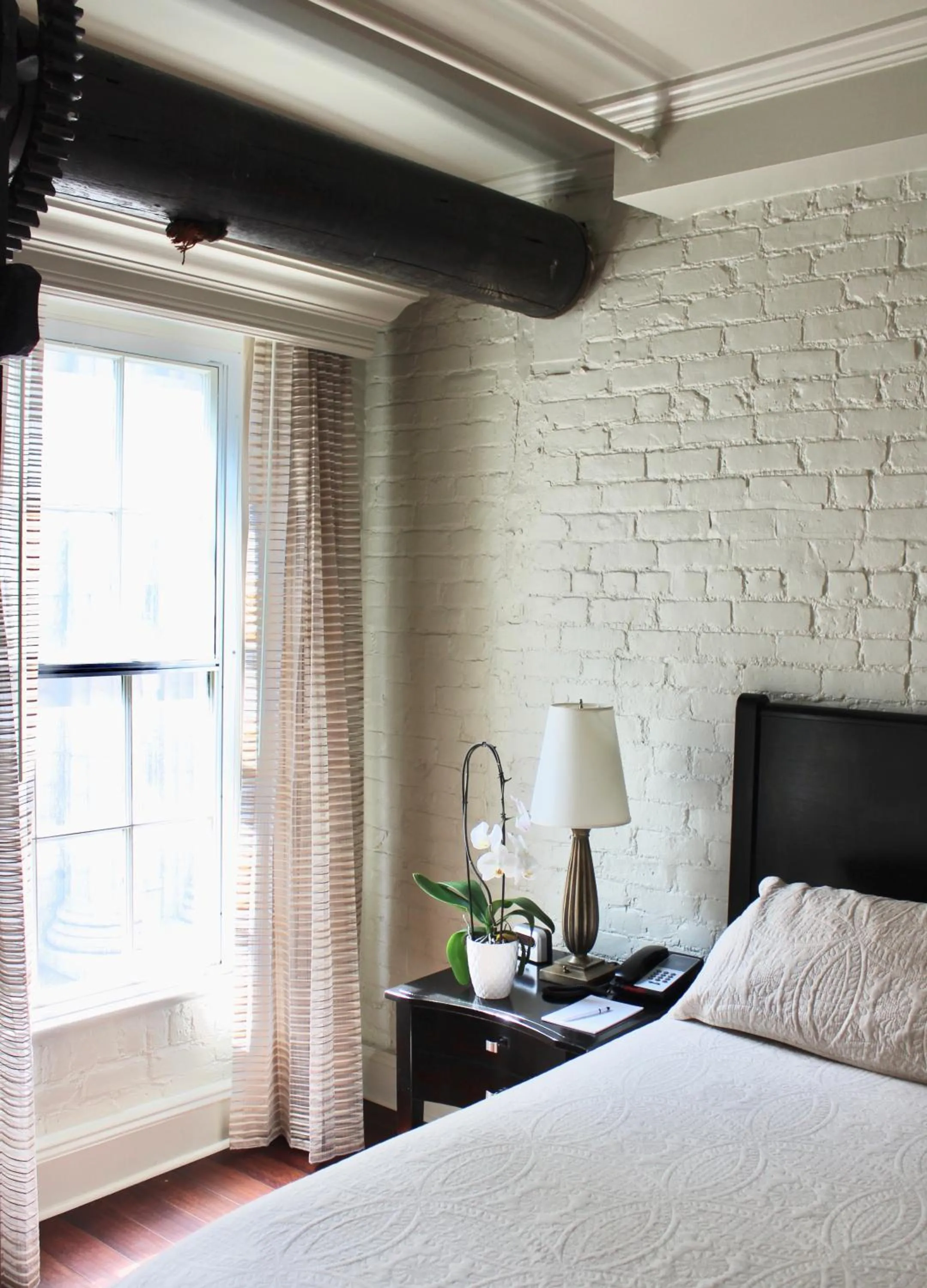 Bedroom, Bed in La Galerie French Quarter Hotel