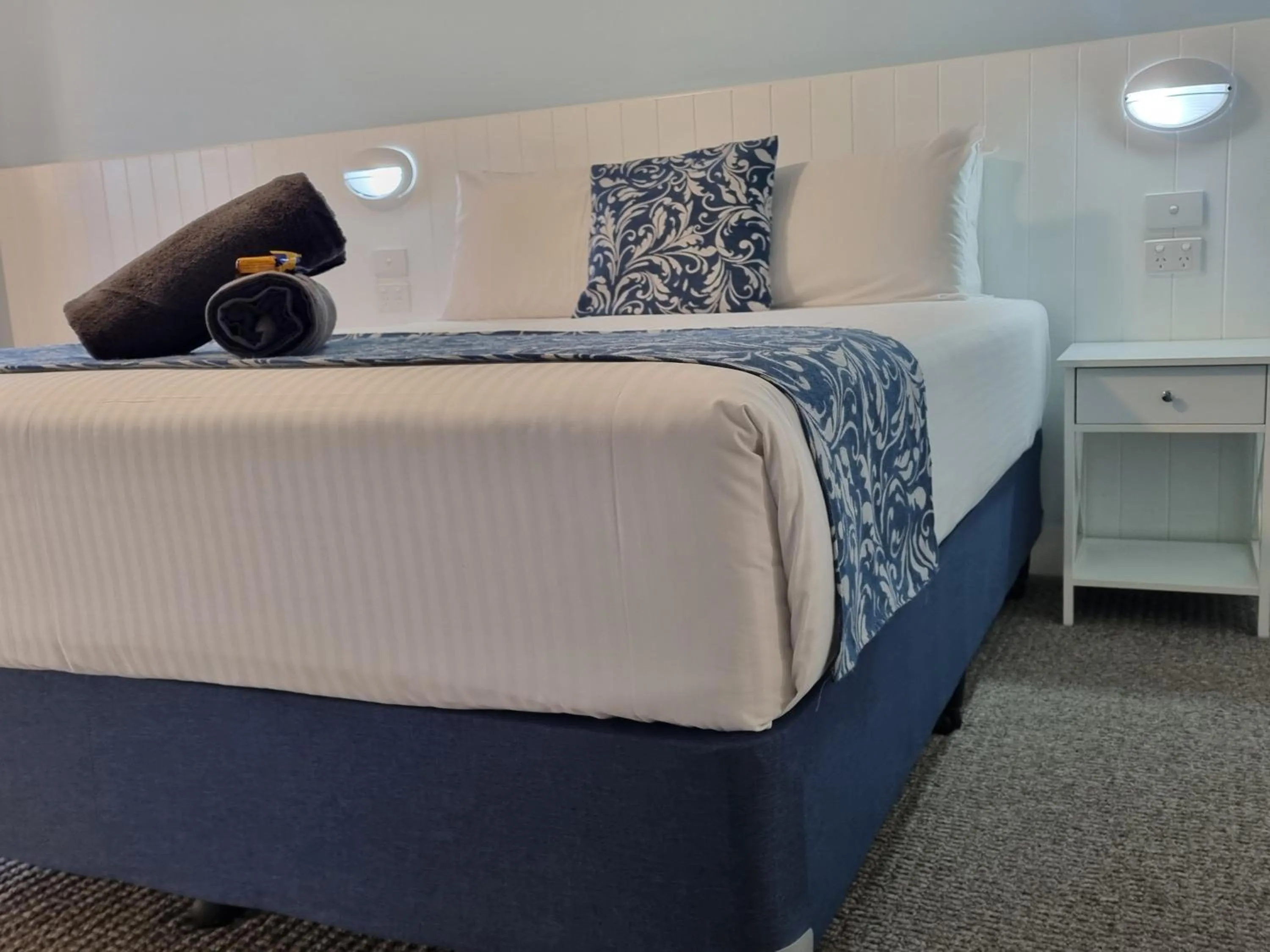 Bed in Koorawatha Homestead Motel