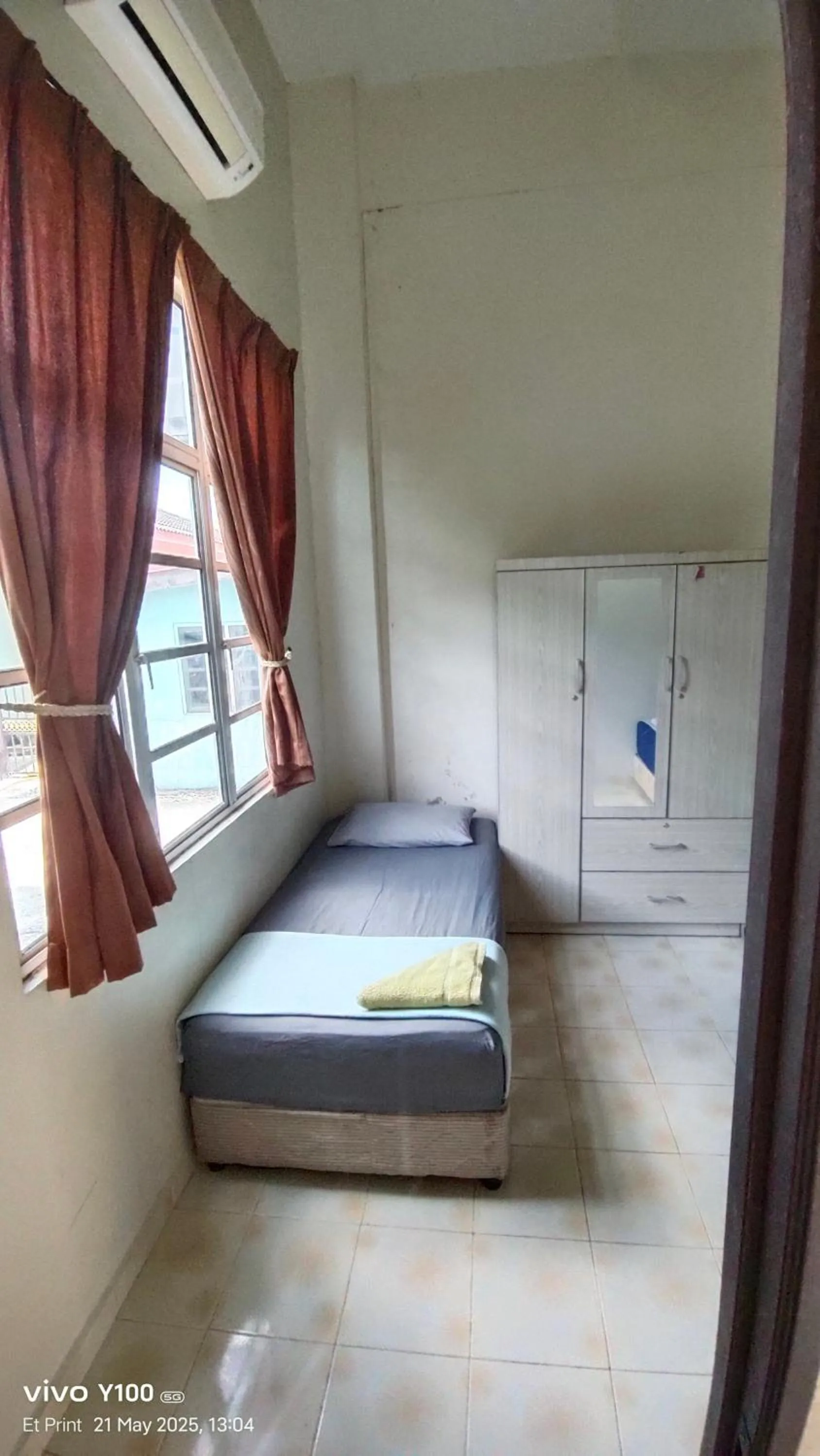 Bed in Villa D'Doa Maju