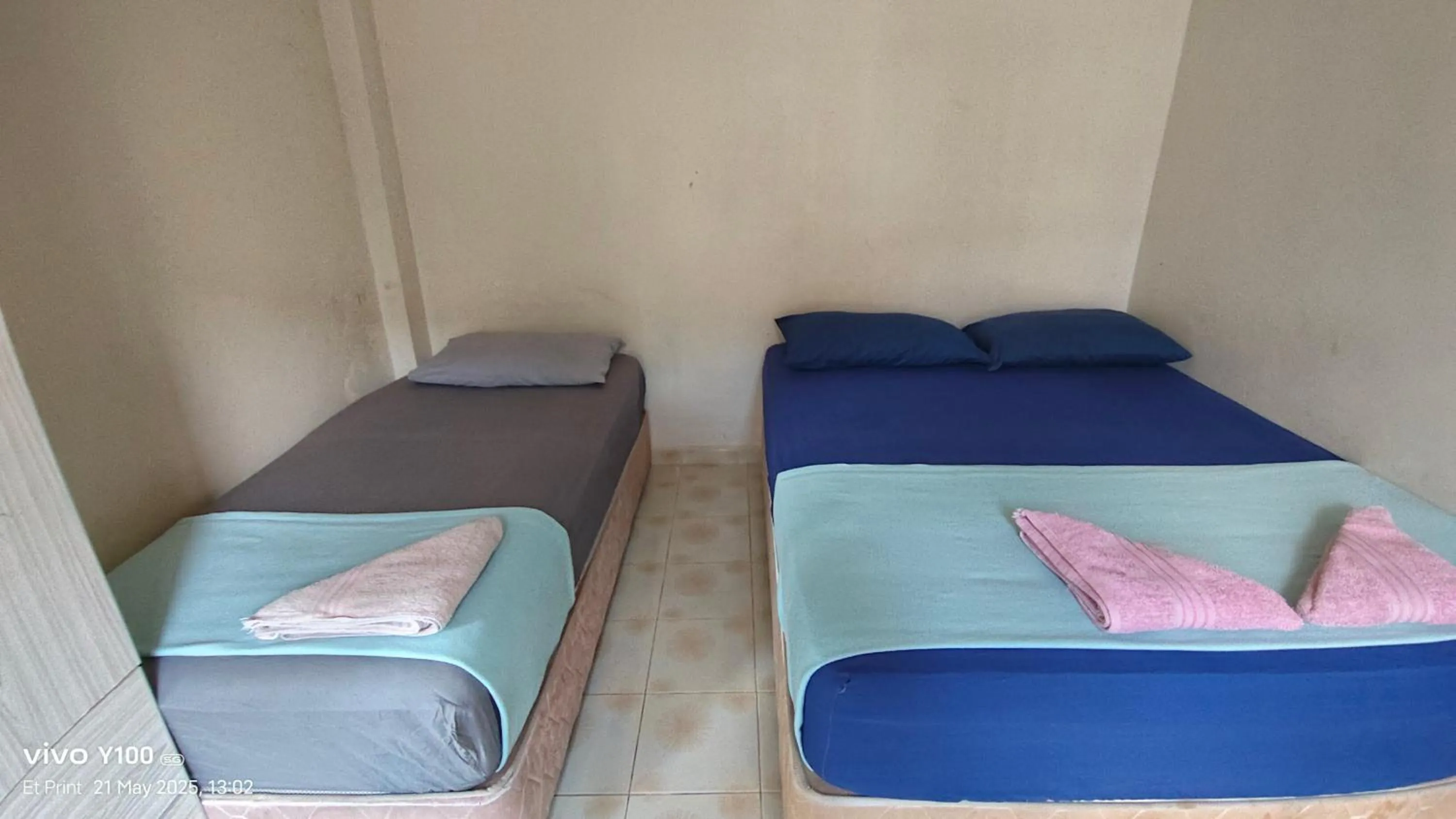 Bed in Villa D'Doa Maju