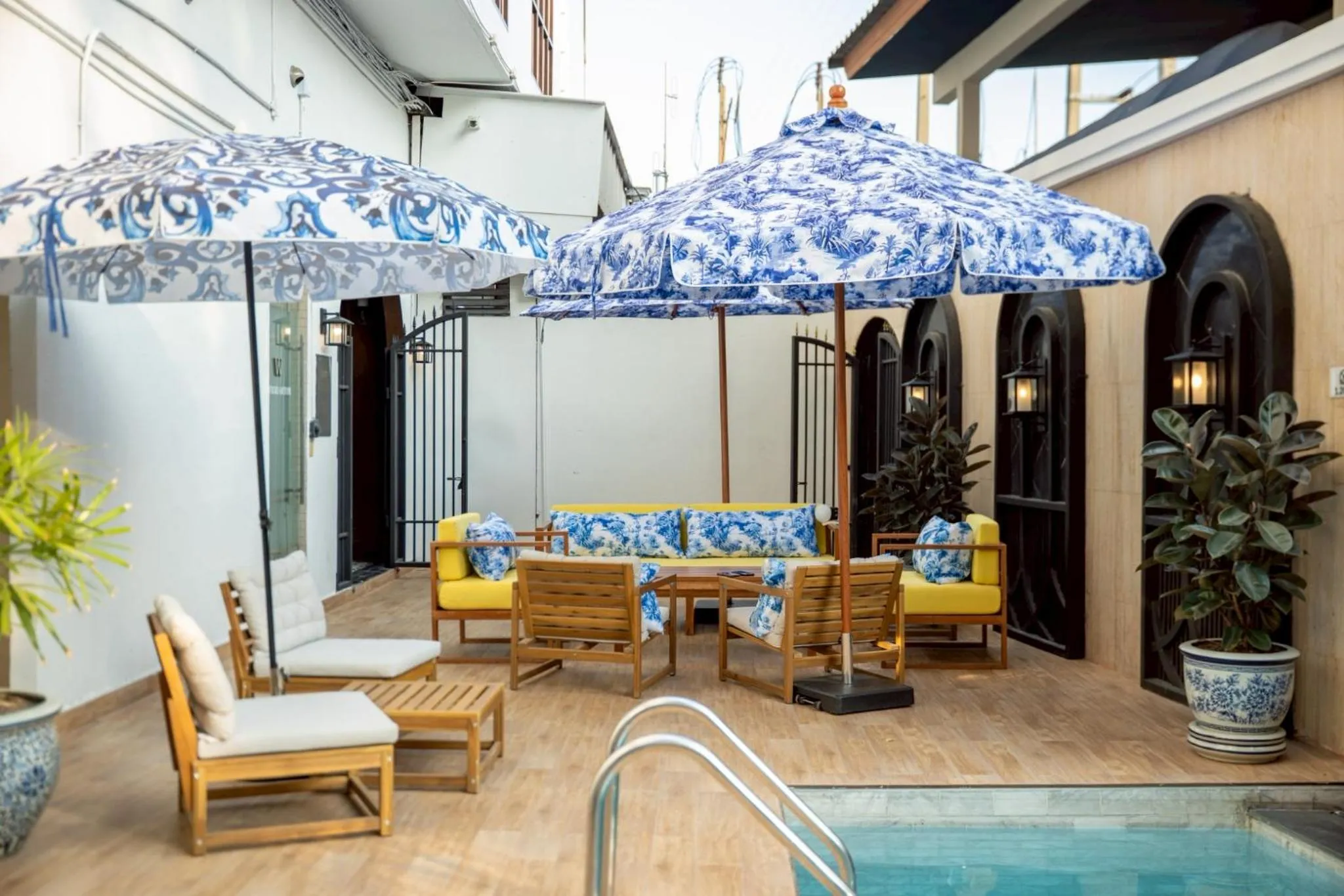 Swimming pool in Metropole, Bangkok, a Tribute Portfolio Hotel by Marriott