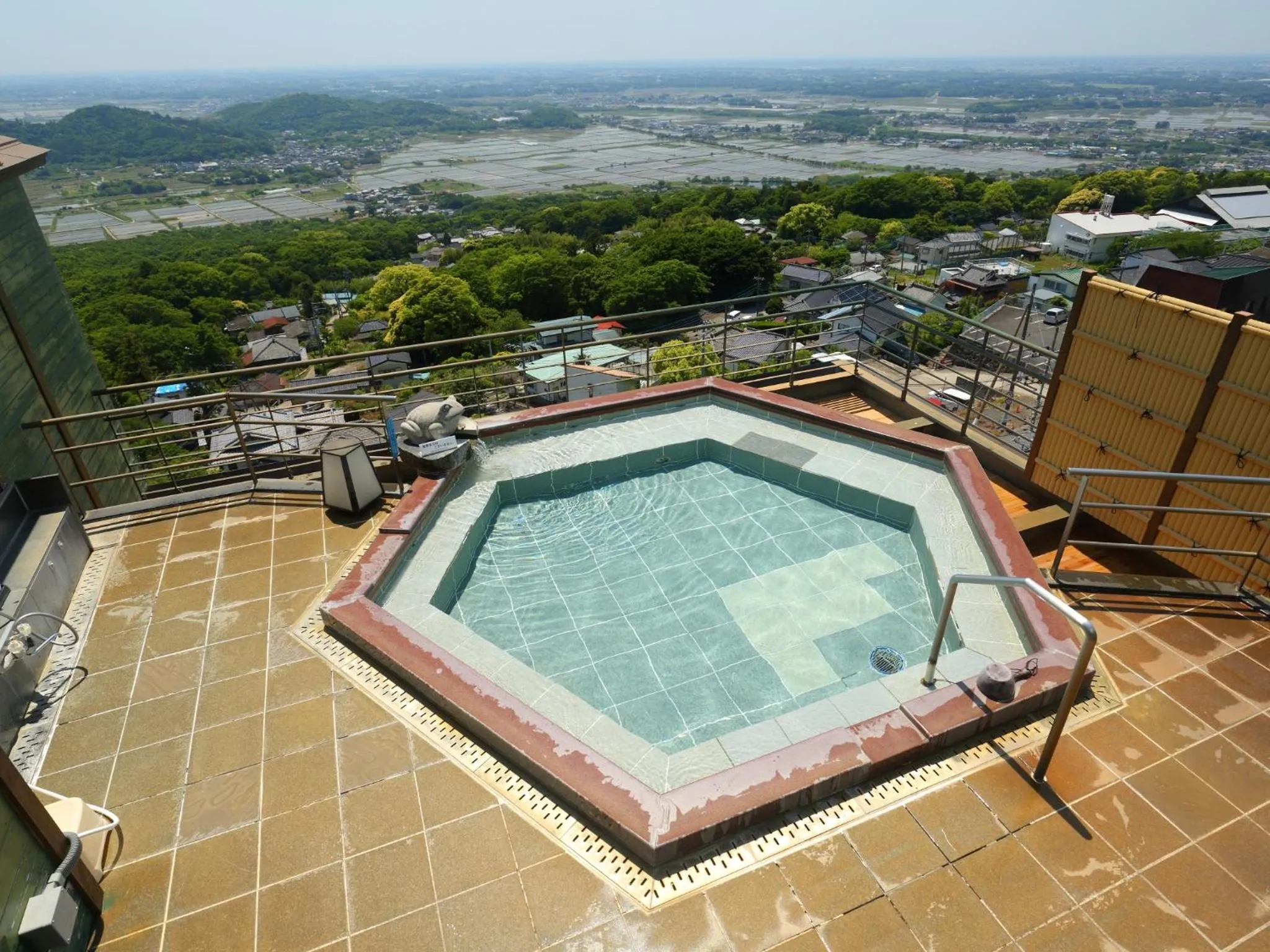 Open Air Bath in Tsukubasan Hotel Aokiya