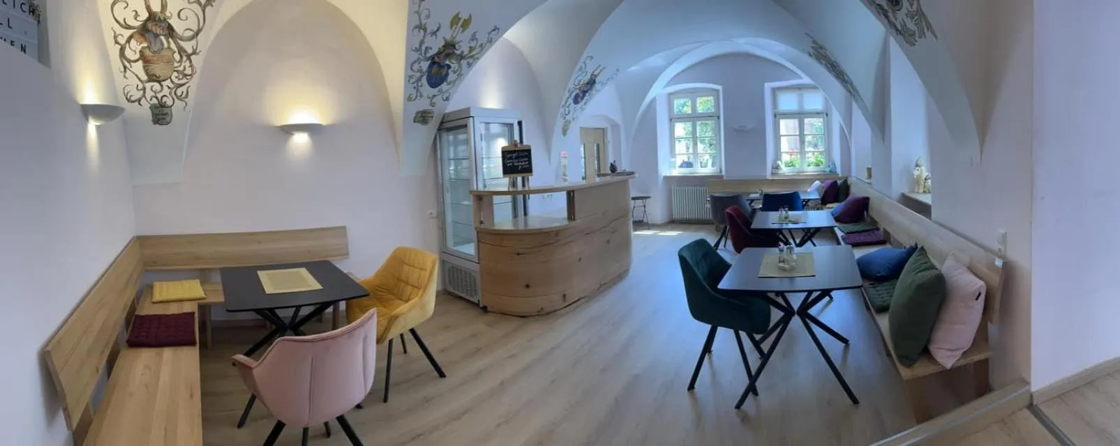 Restaurant/places to eat in Hotel & Café Ritter von Böhl