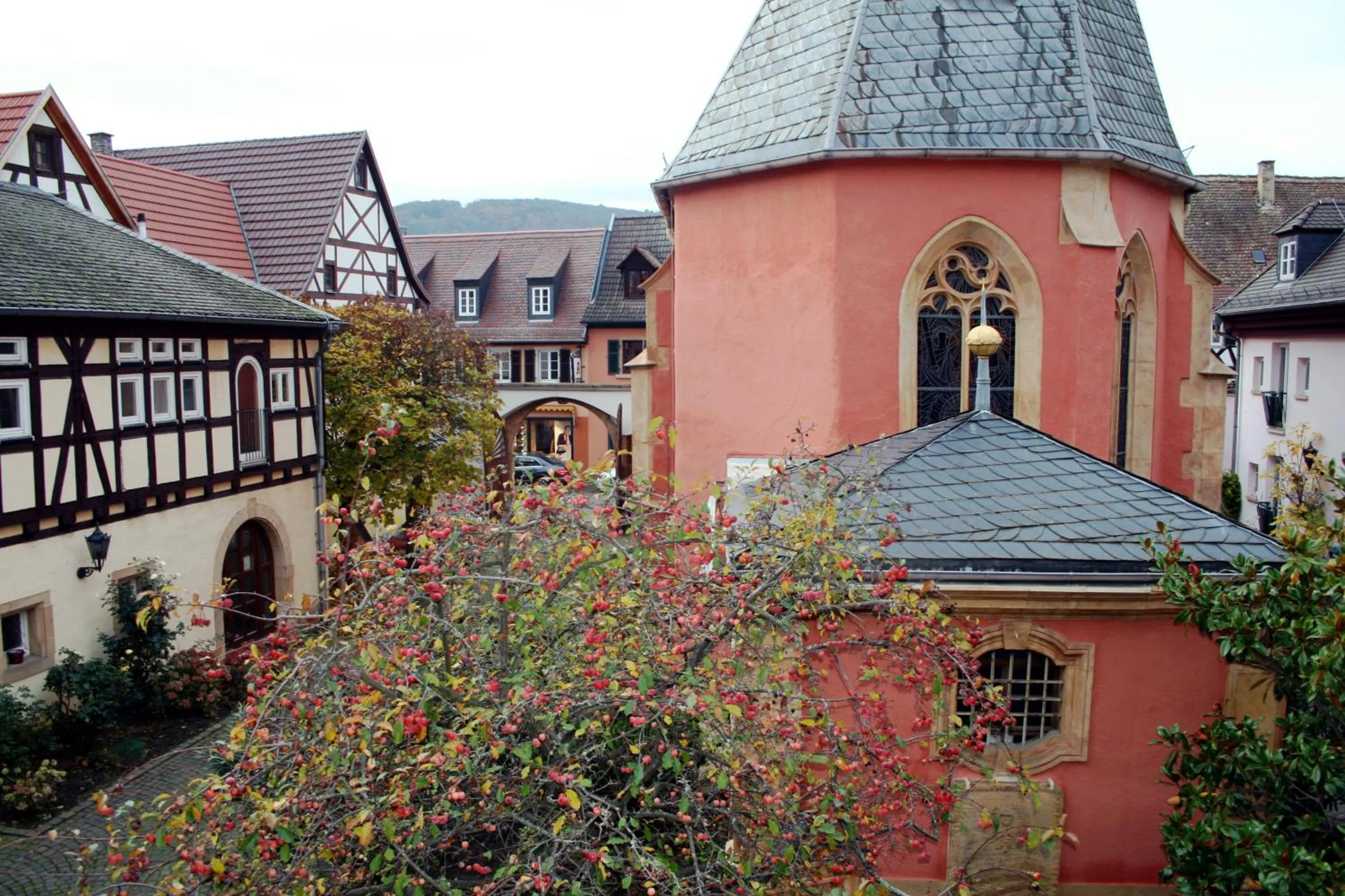 Inner courtyard view in Hotel & Café Ritter von Böhl