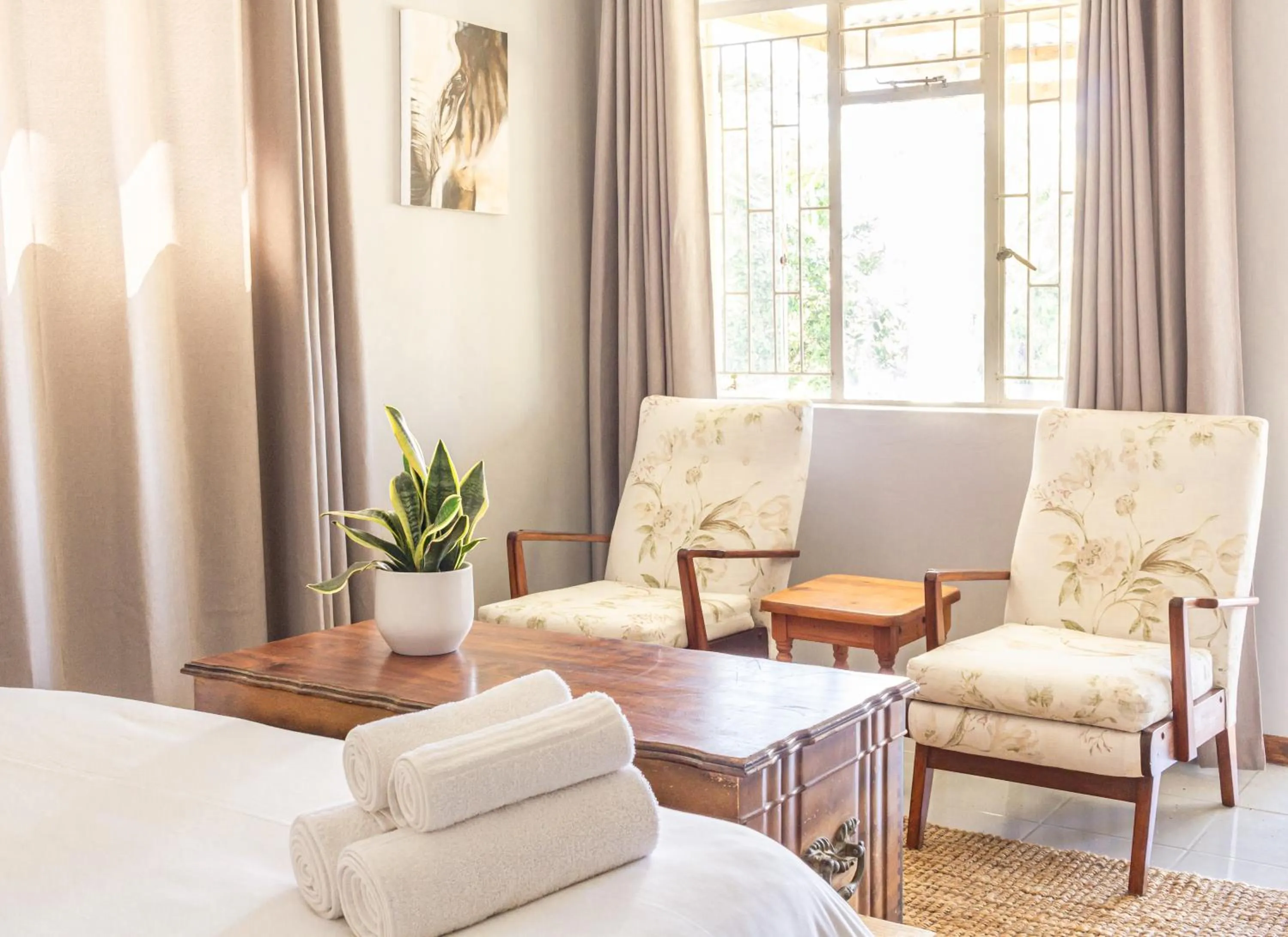 Seating area, Bed in River Front Estate