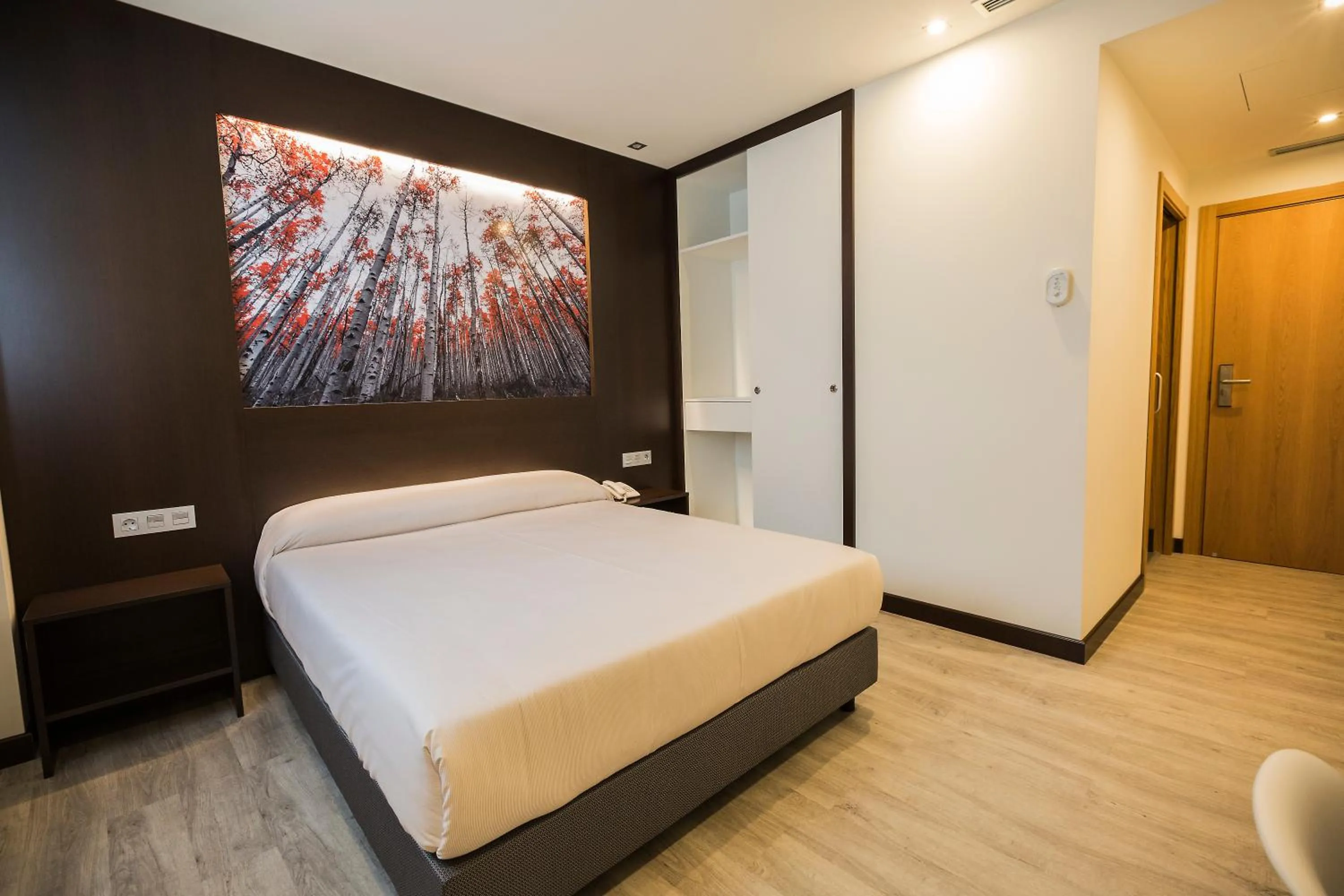 Bedroom, Bed in Hotel la Posada de Roces