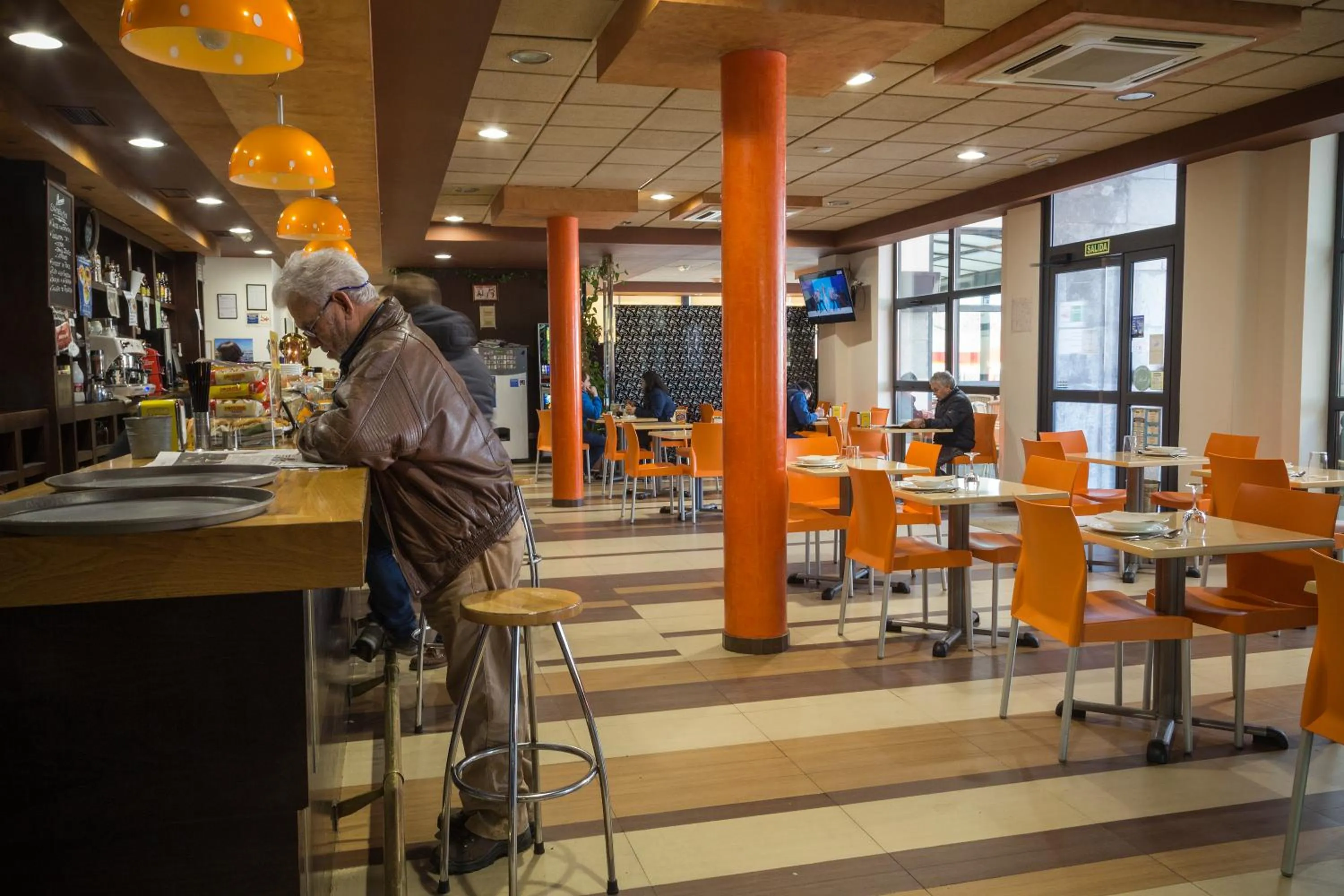 Restaurant/places to eat in Hotel la Posada de Roces