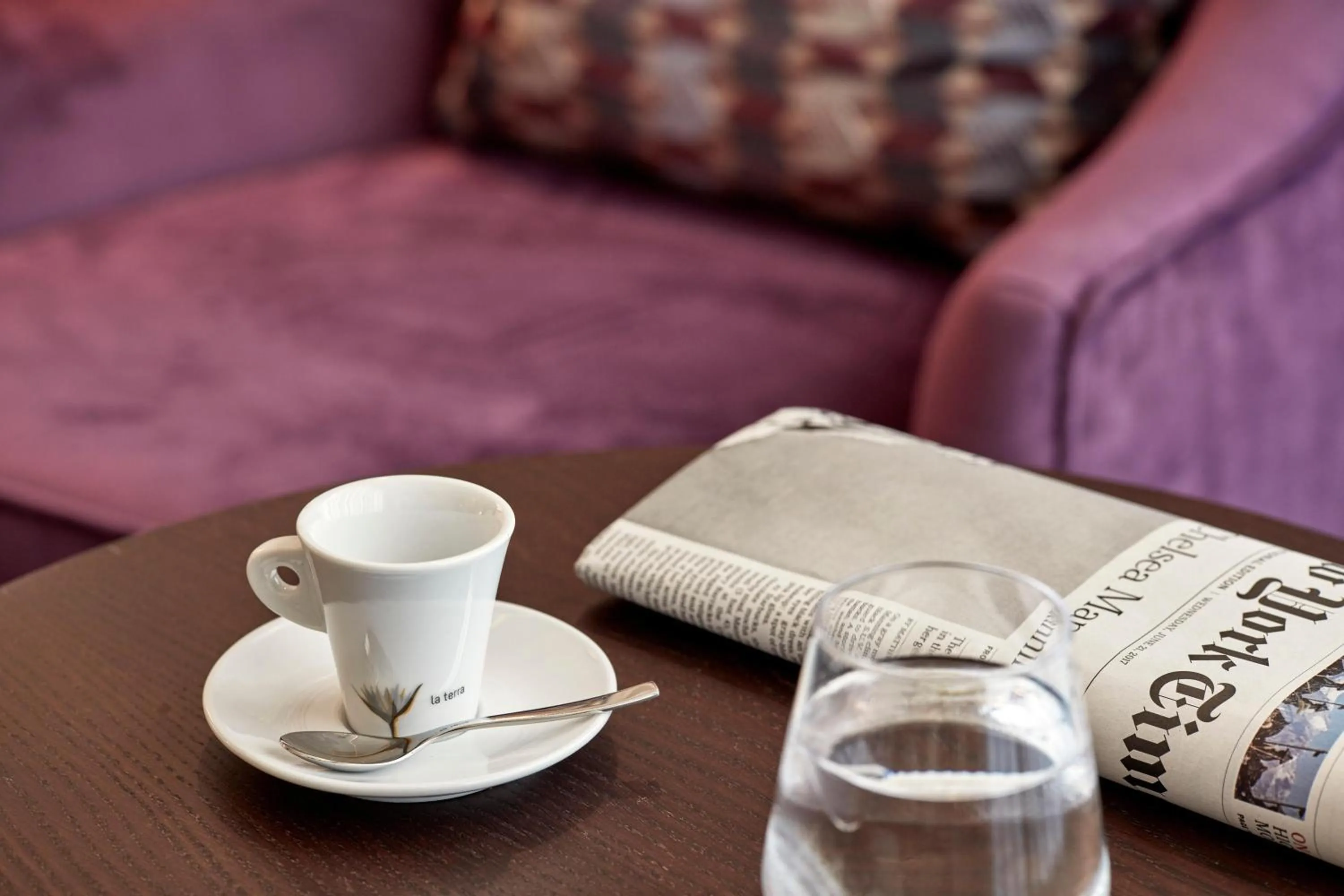 Photo of the whole room in Electra Metropolis