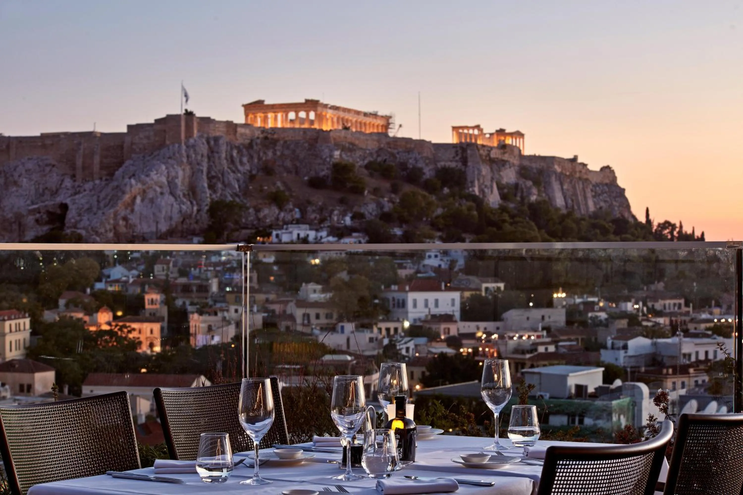 Restaurant/places to eat in Electra Metropolis