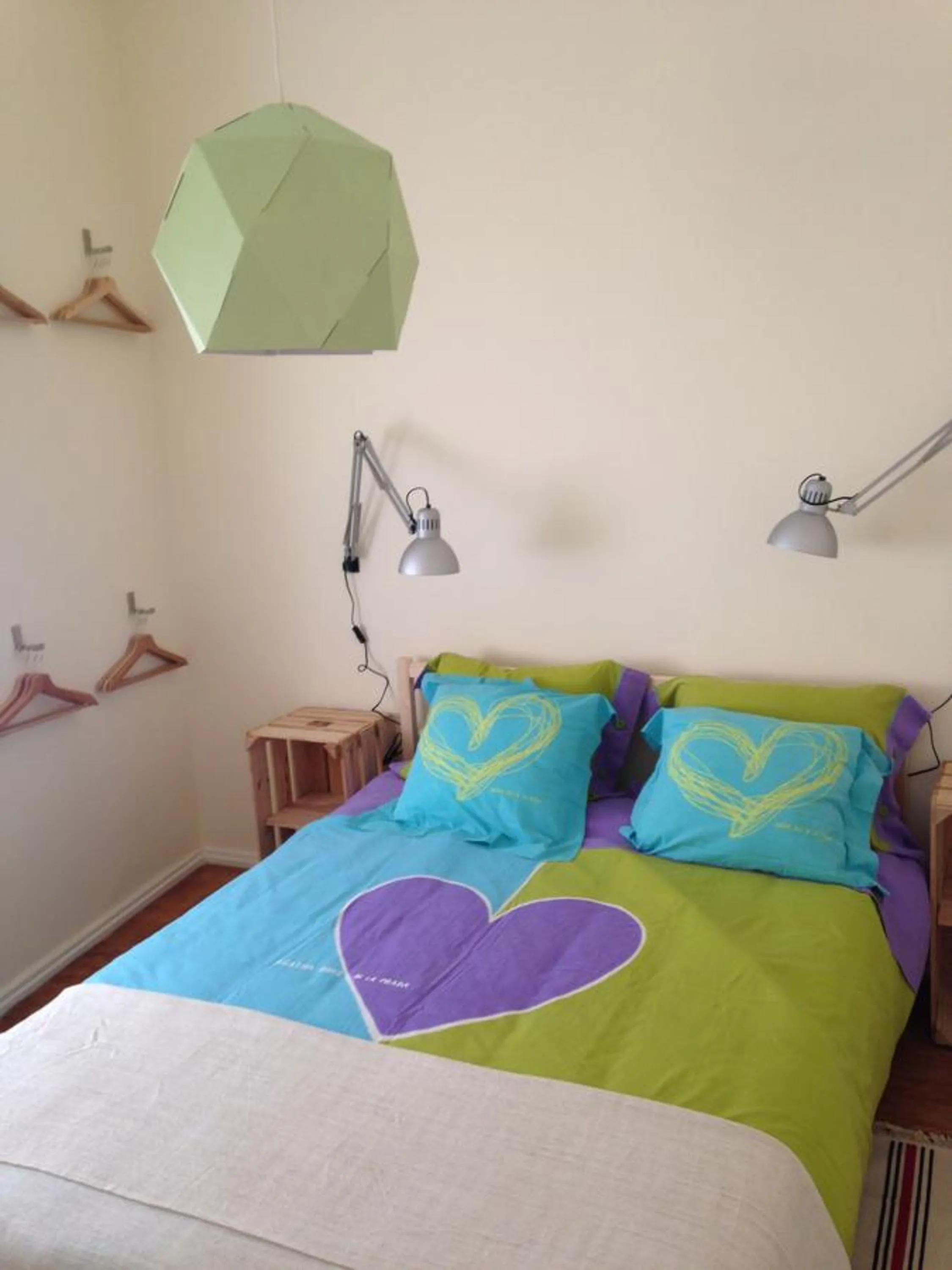 Photo of the whole room, Bed in Cardal Apartment