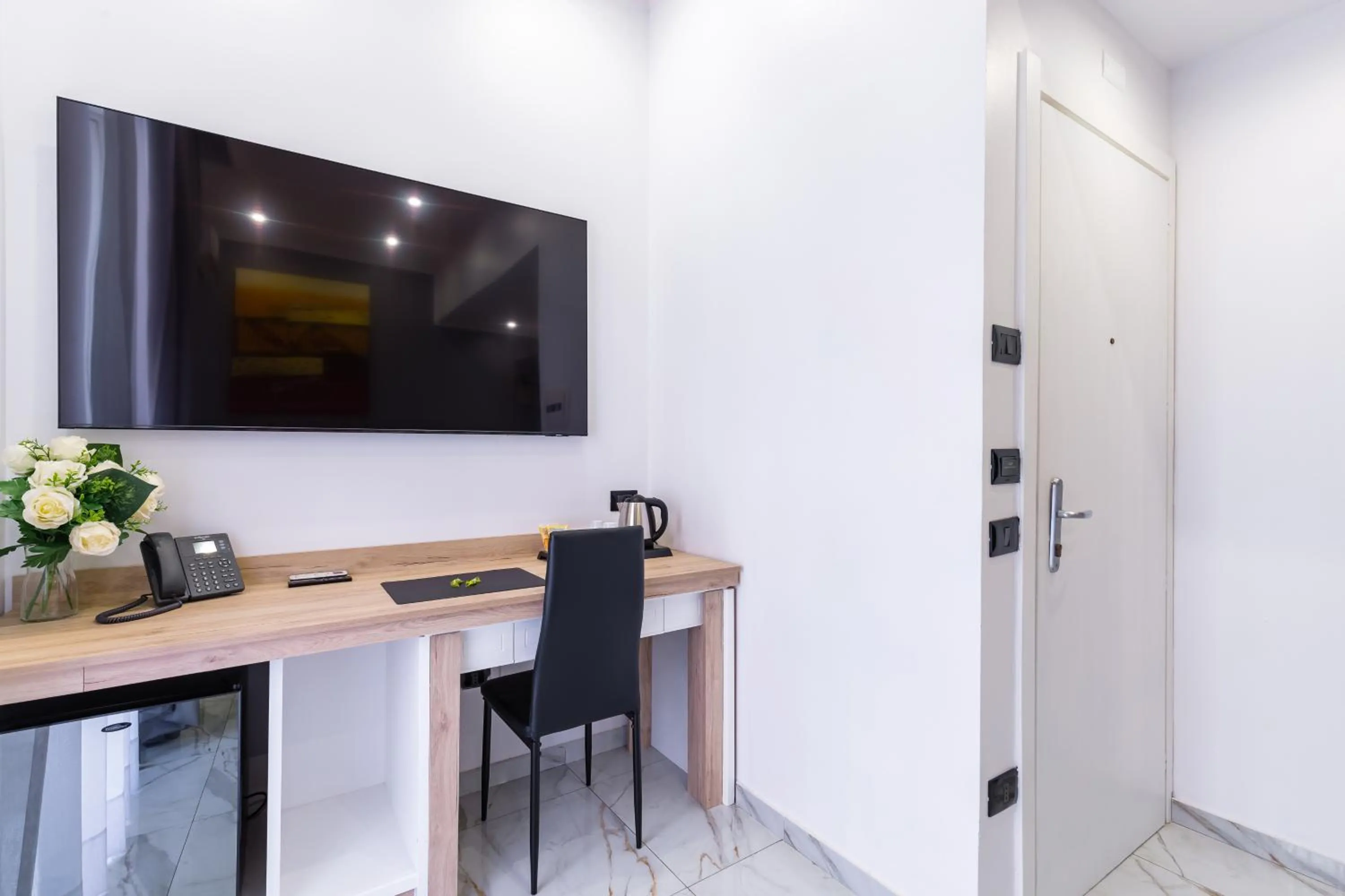 TV and multimedia in Hotel Sant'Angelo Palace