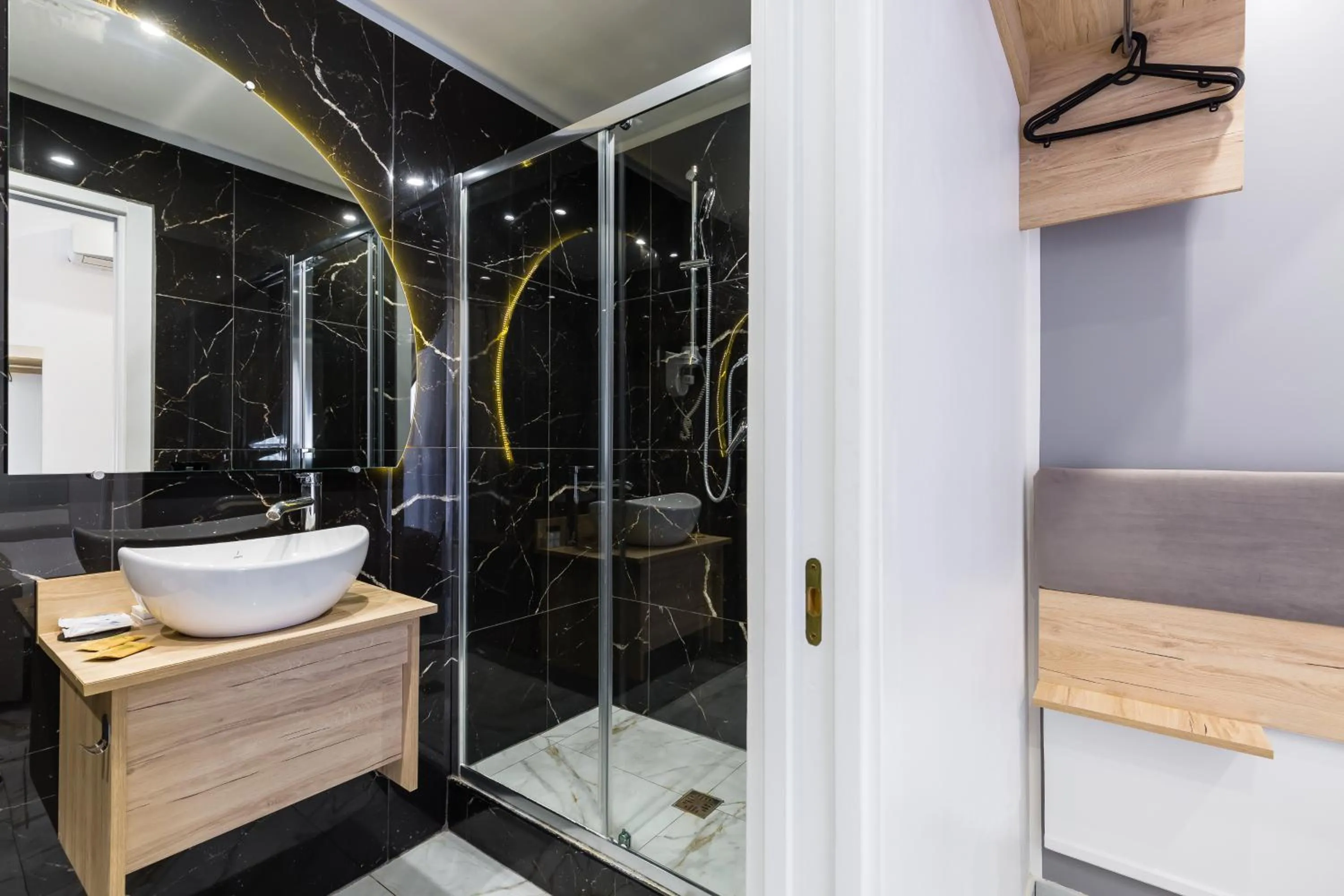 Bathroom in Hotel Sant'Angelo Palace