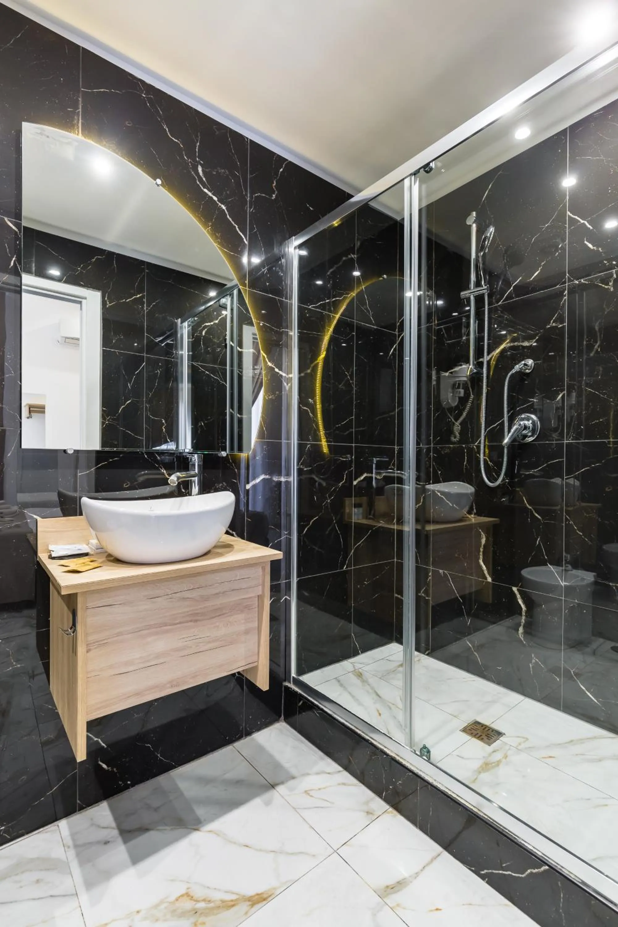 Bathroom in Hotel Sant'Angelo Palace