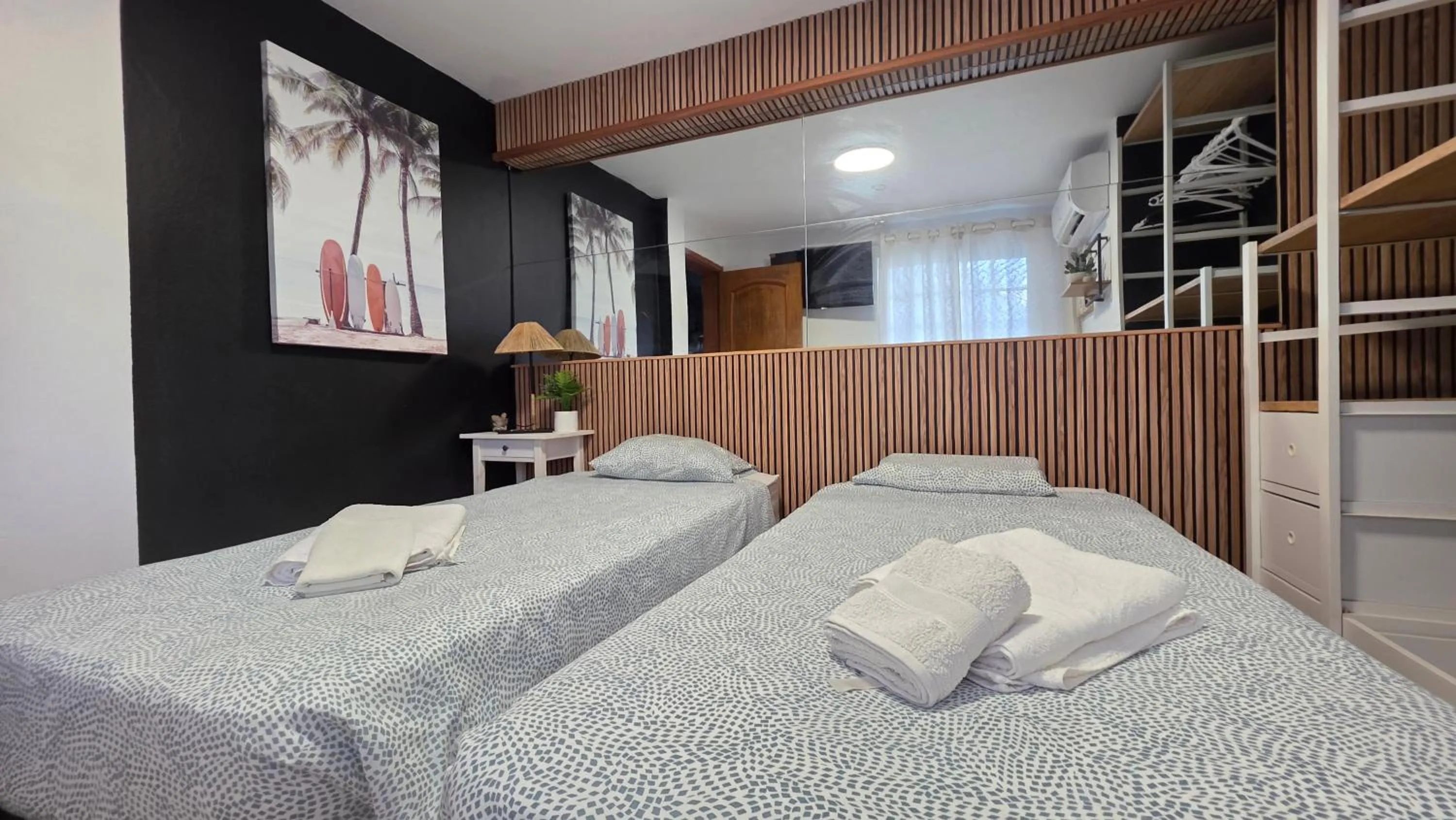 Villa Summertime - Private Jacuzzi and bikes, beach 800m