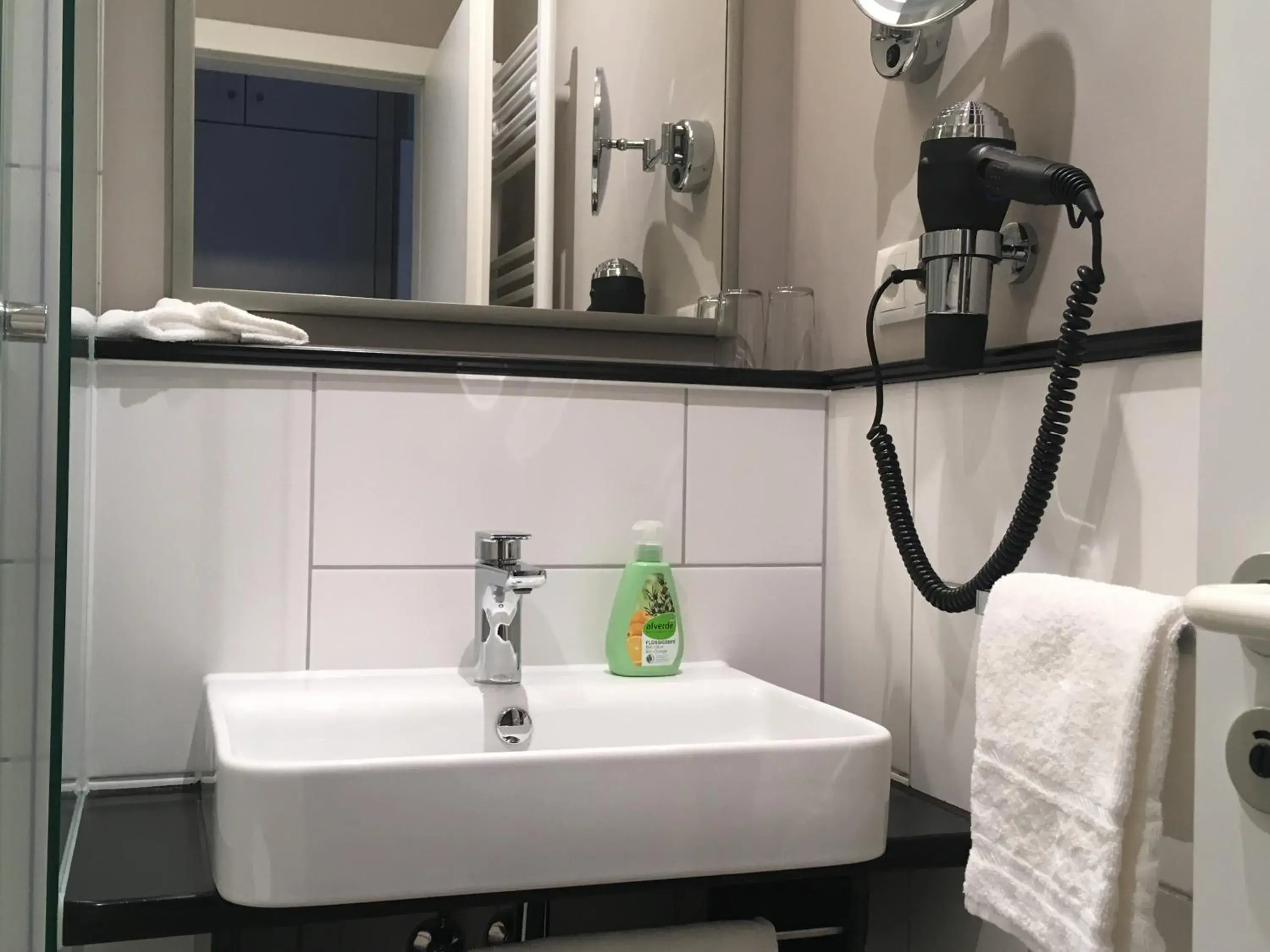 Superior Double Room - single occupancy in Jugendstilhotel Trifels Superior Double Room - single occupancy in Jugendstilhotel Trifels