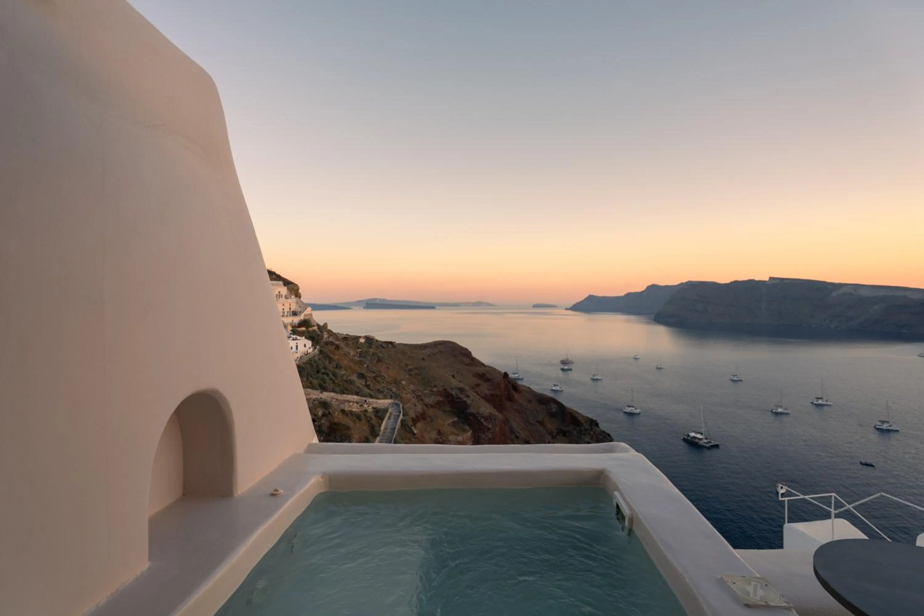 Hot Tub in The Architect's Cave House