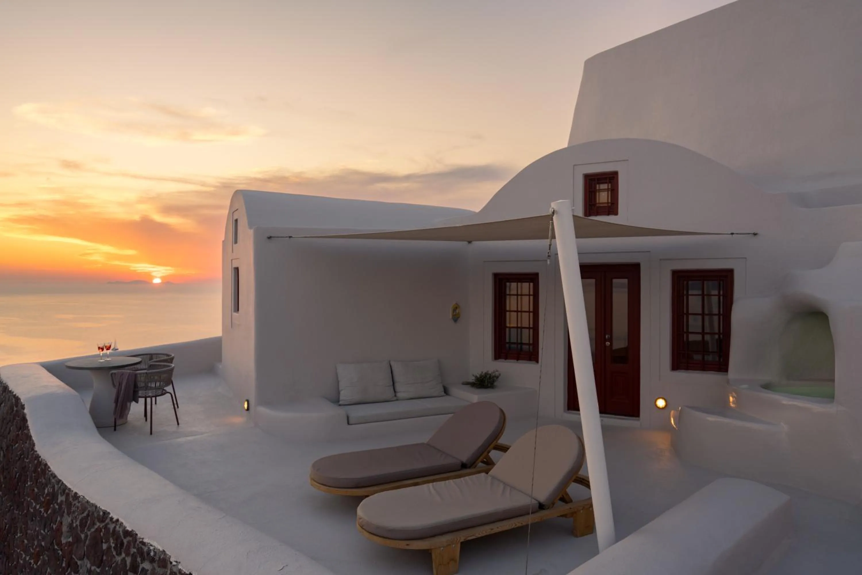 Hot Tub in The Architect's Cave House