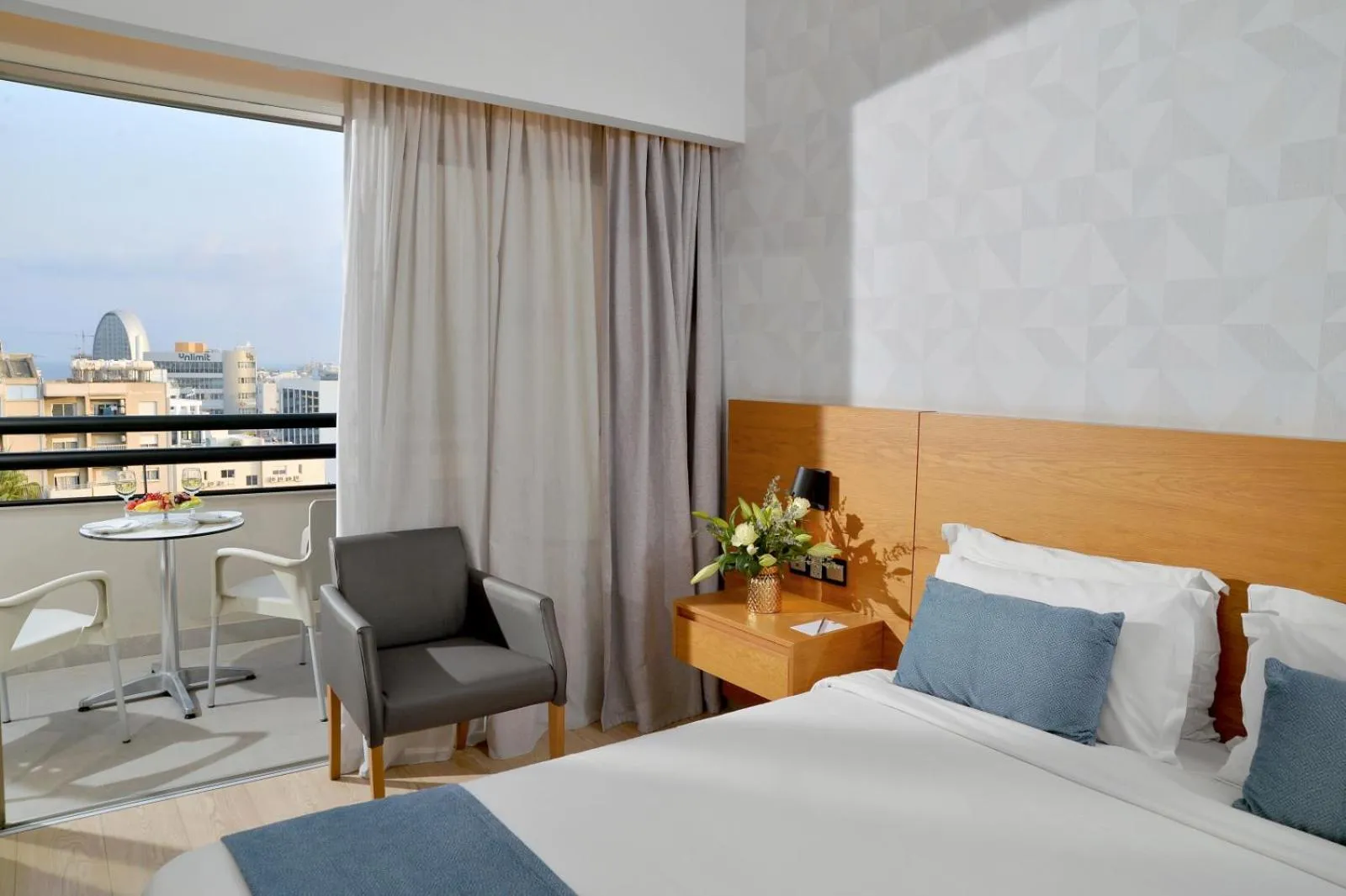 View (from property/room), Bed in Ajax Hotel